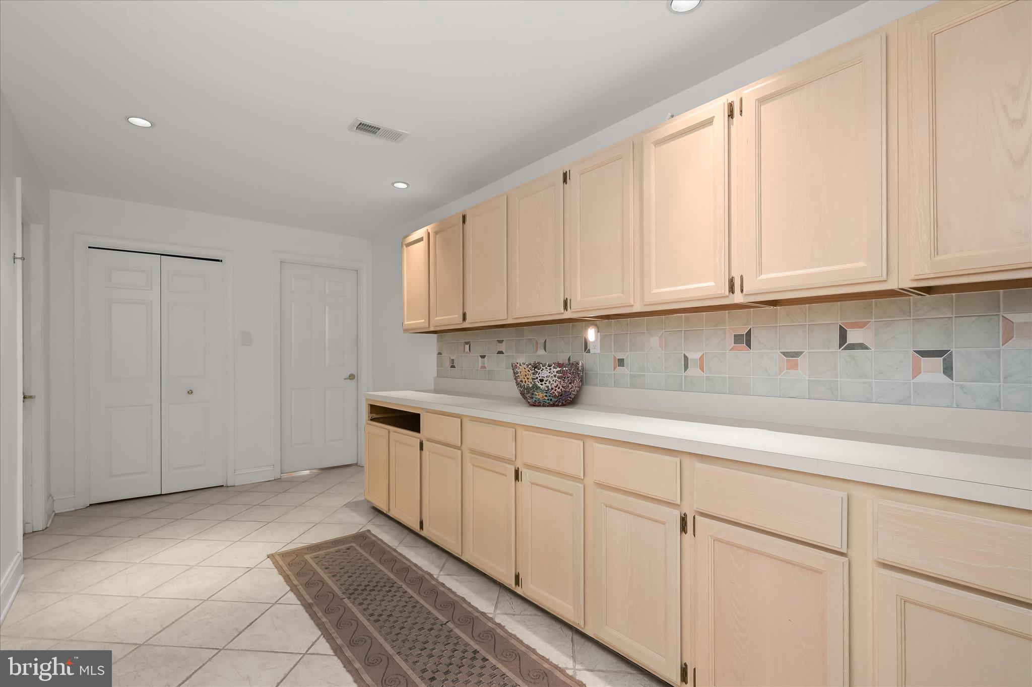 WORTHINGTON VALLEY - Residential