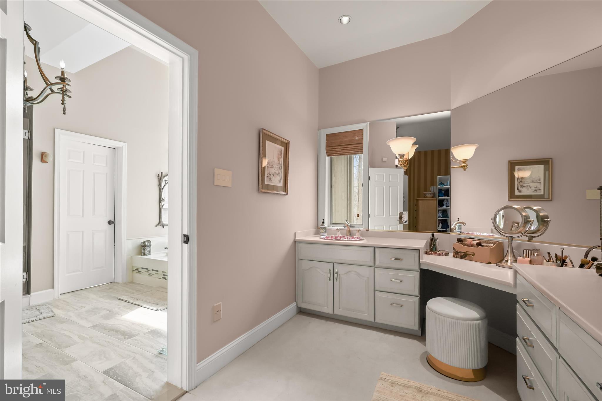 WORTHINGTON VALLEY - Residential