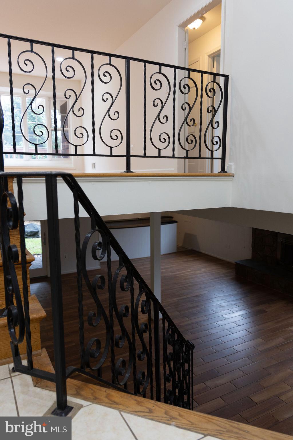 THE OAKS AT MCLEAN - Residential Lease