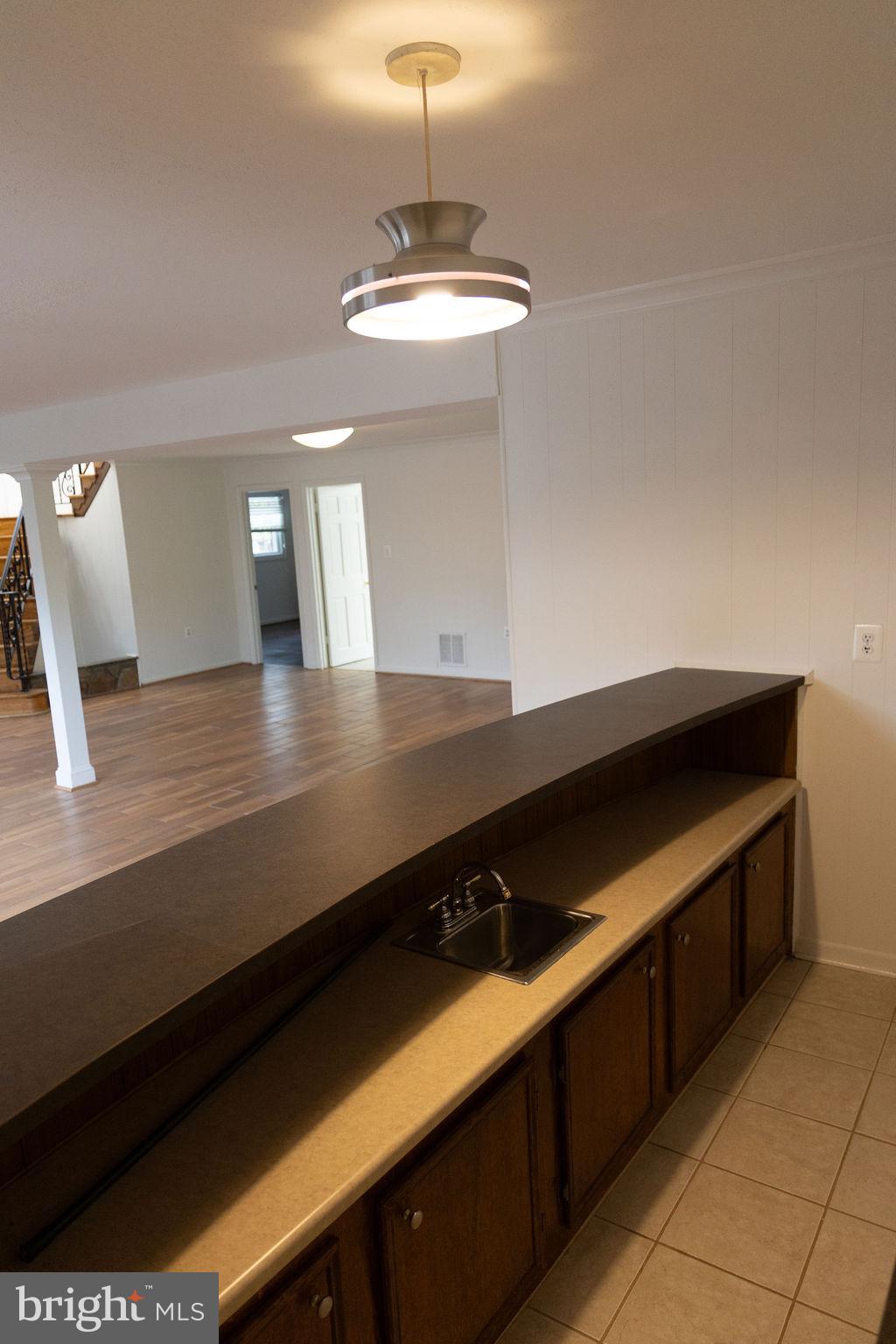 THE OAKS AT MCLEAN - Residential Lease