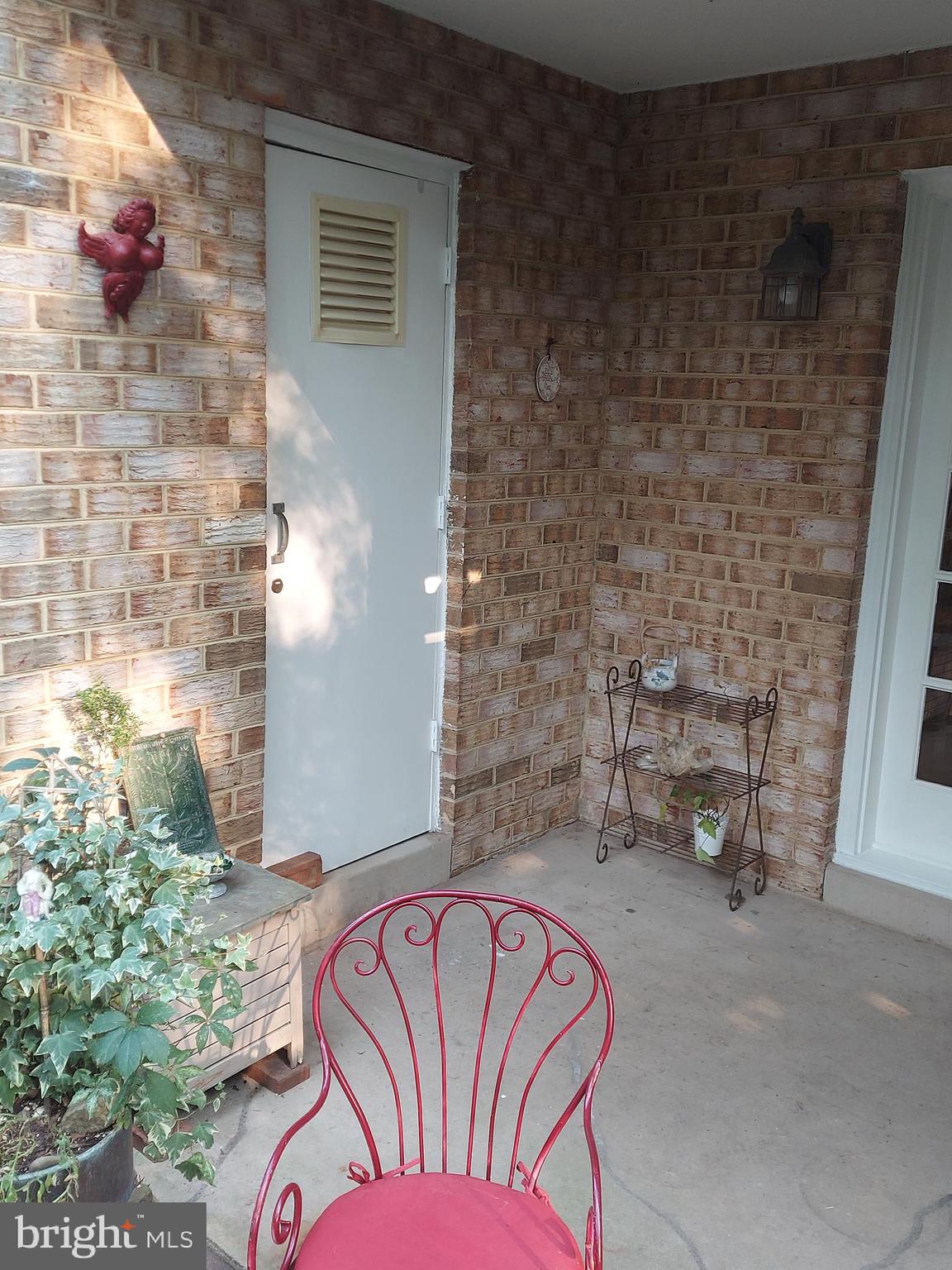 FALLS CHASE - Residential