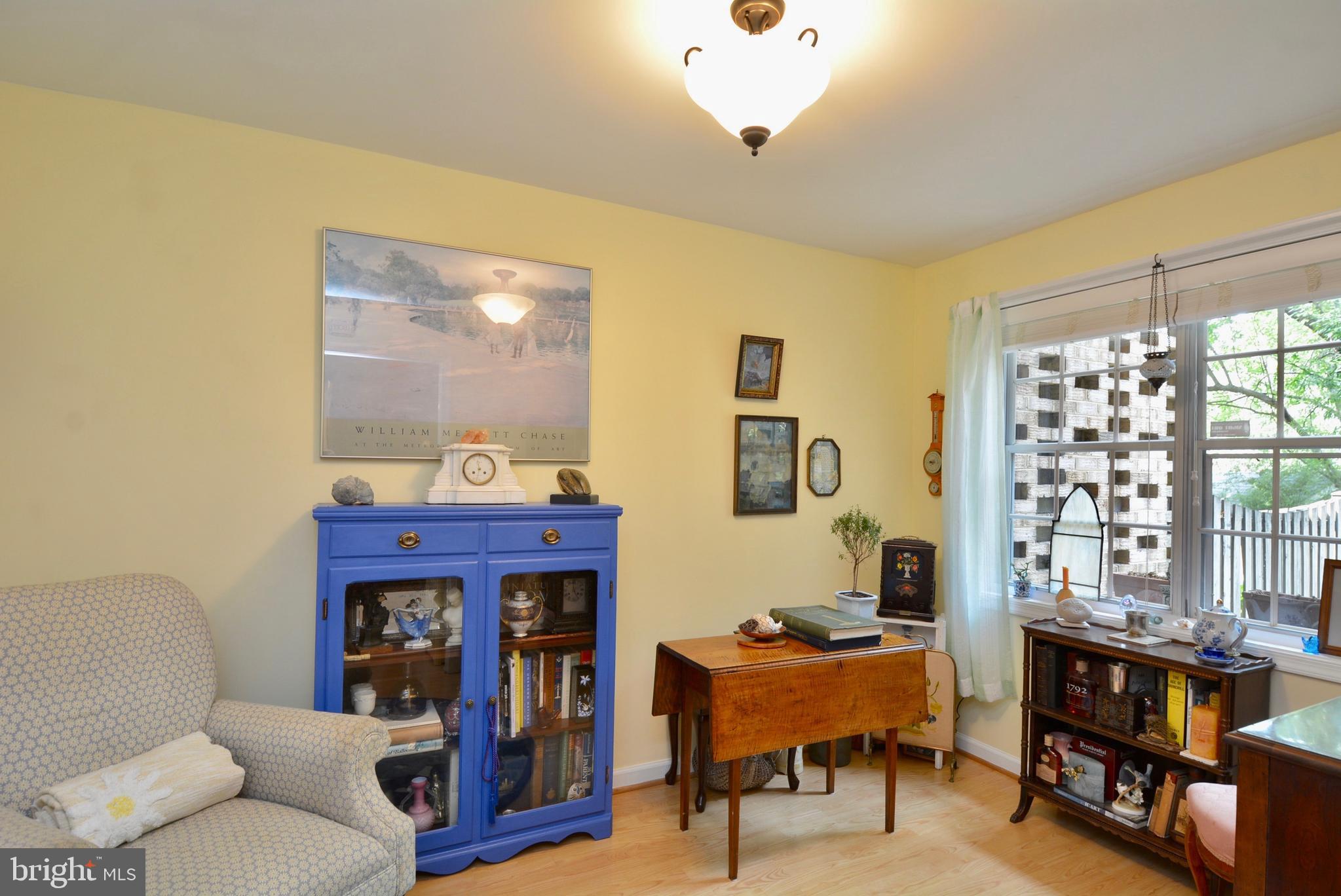 FALLS CHASE - Residential