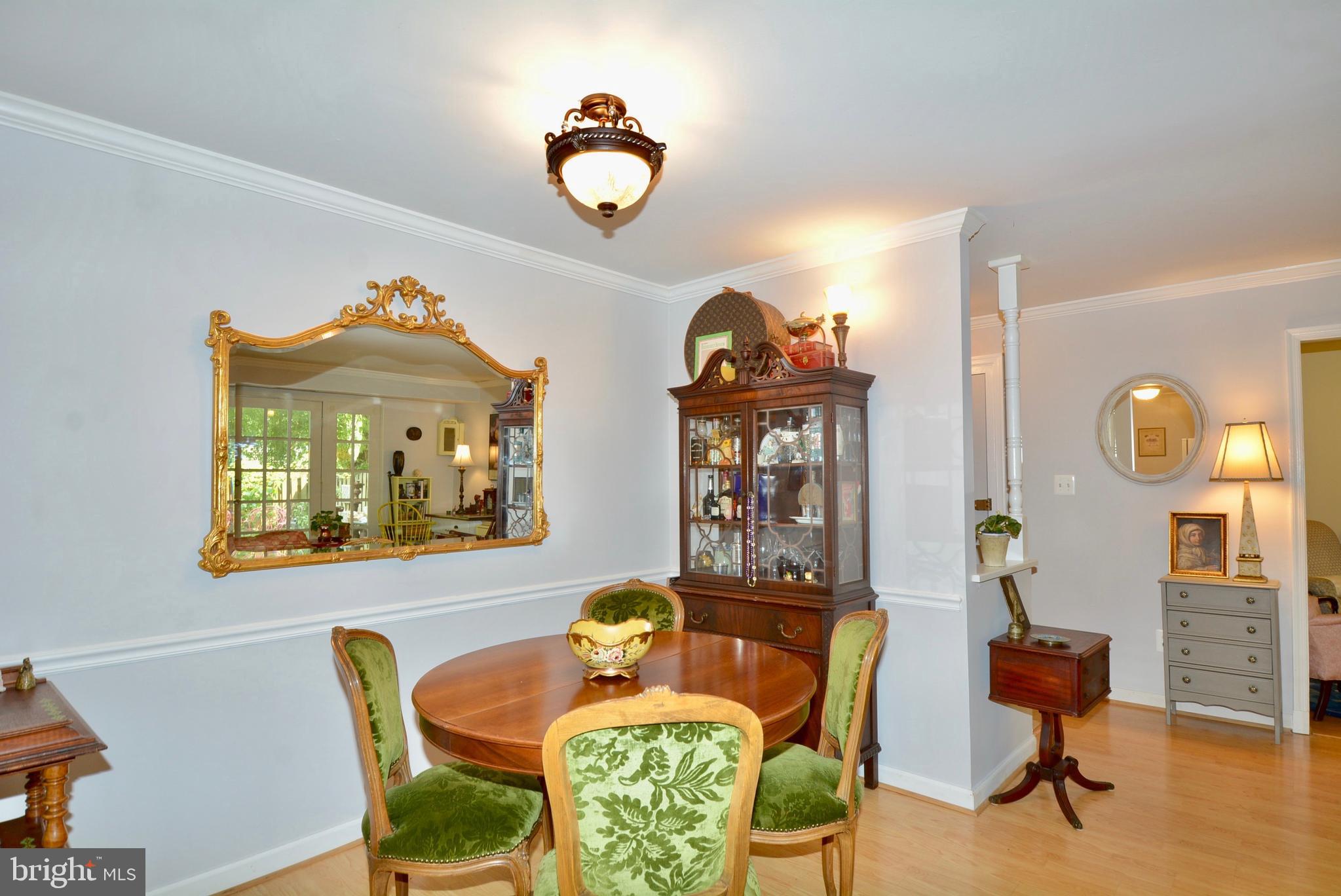 FALLS CHASE - Residential