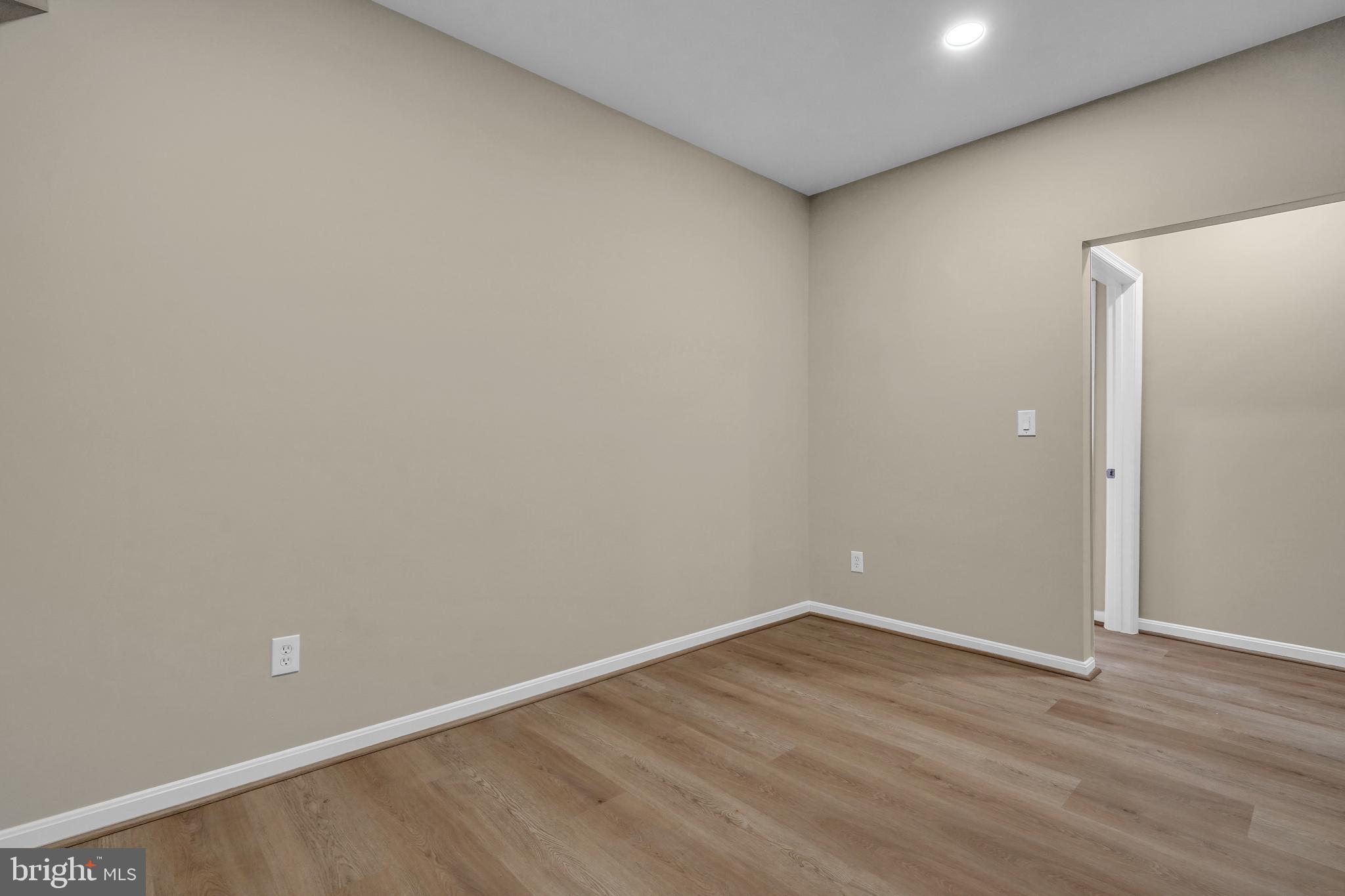 WESTBRIAR PLAZA - Residential