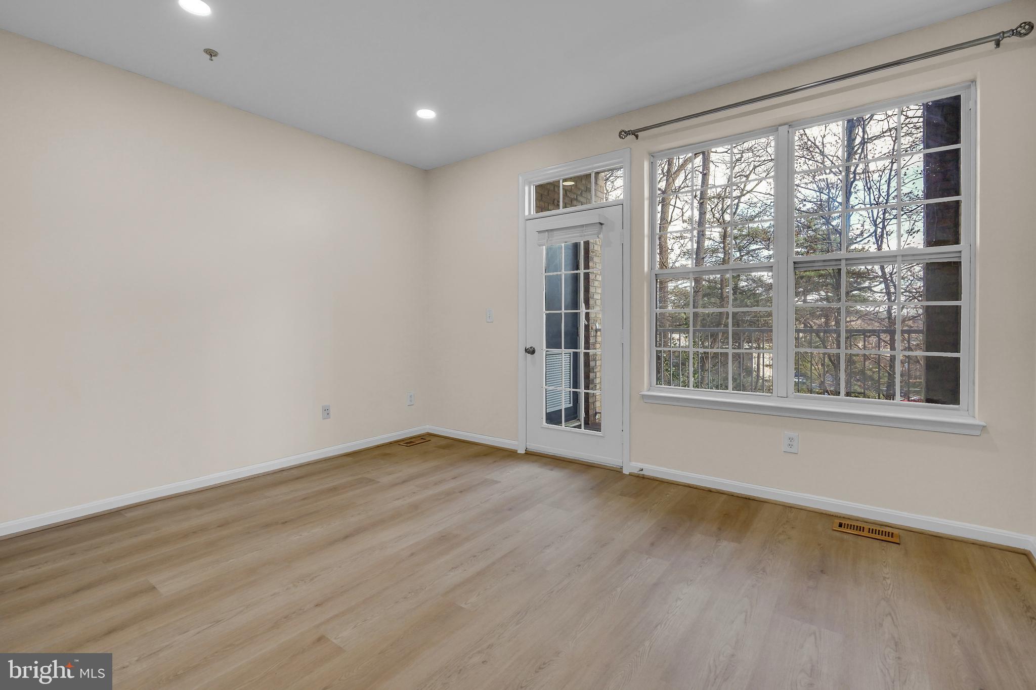 WESTBRIAR PLAZA - Residential