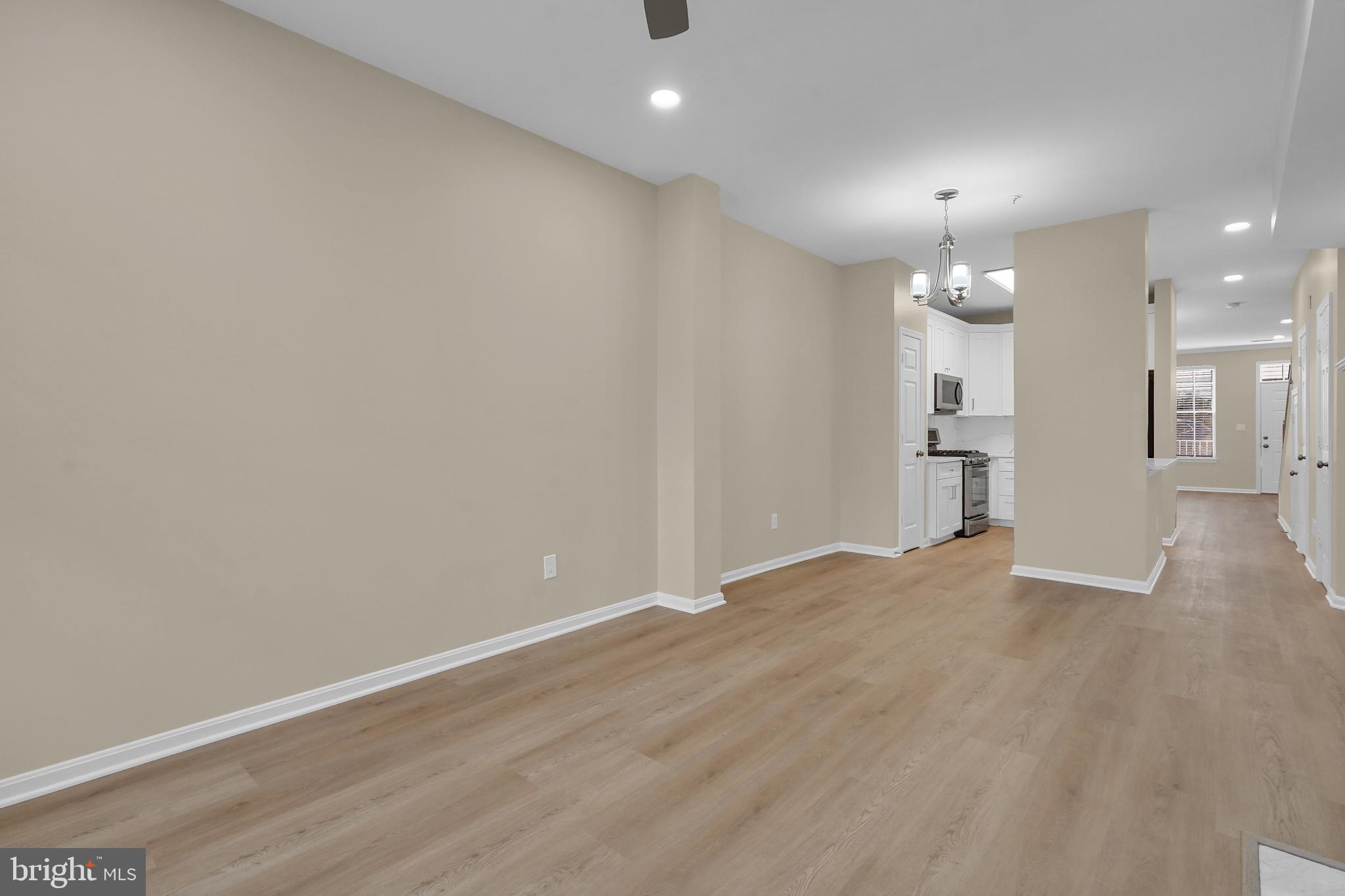 WESTBRIAR PLAZA - Residential