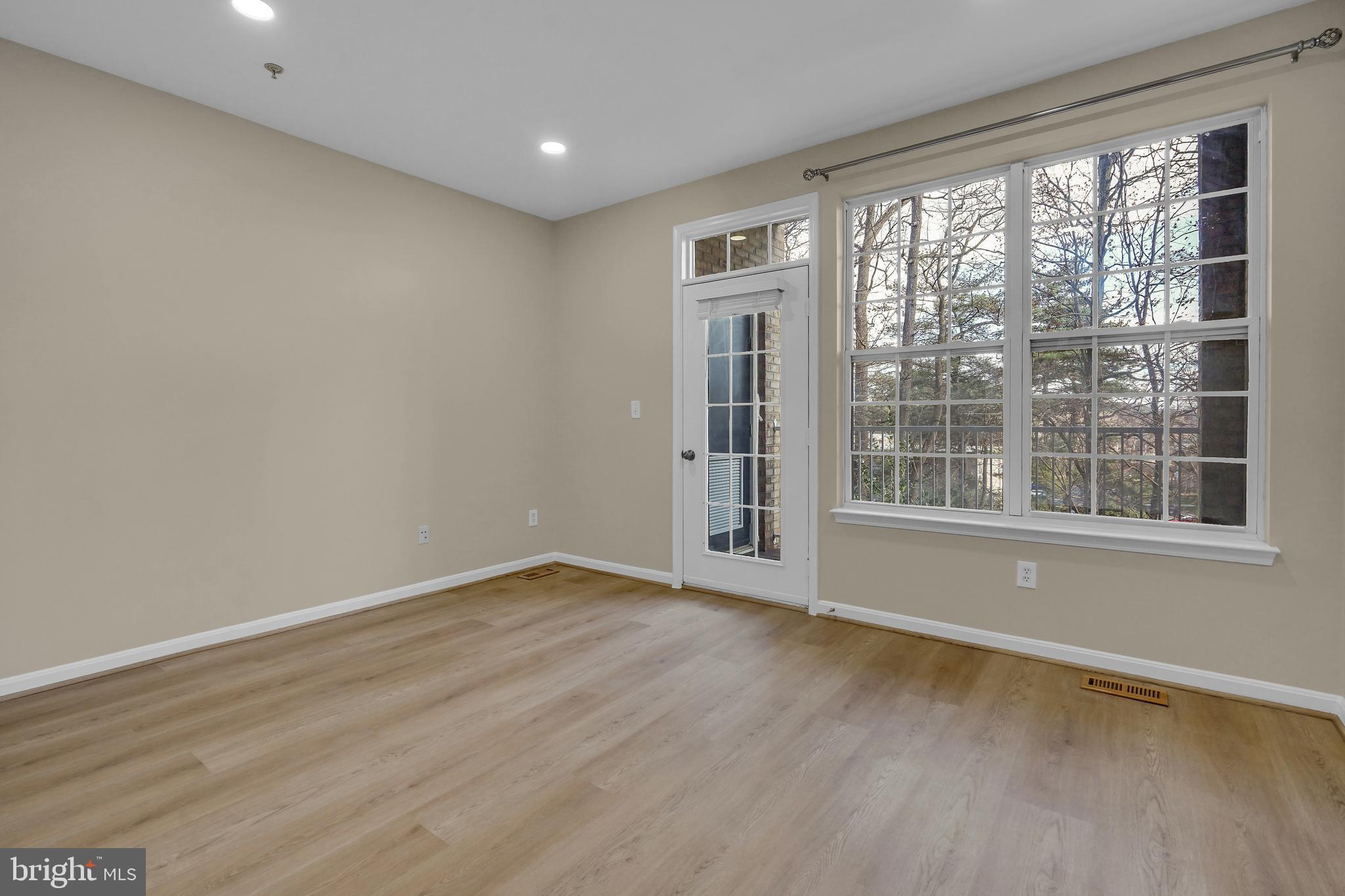 WESTBRIAR PLAZA - Residential