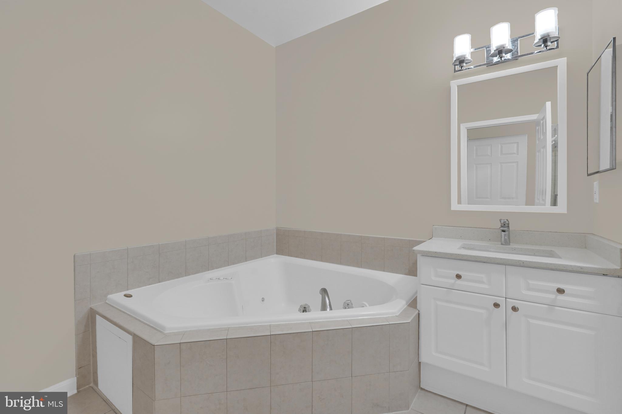 WESTBRIAR PLAZA - Residential