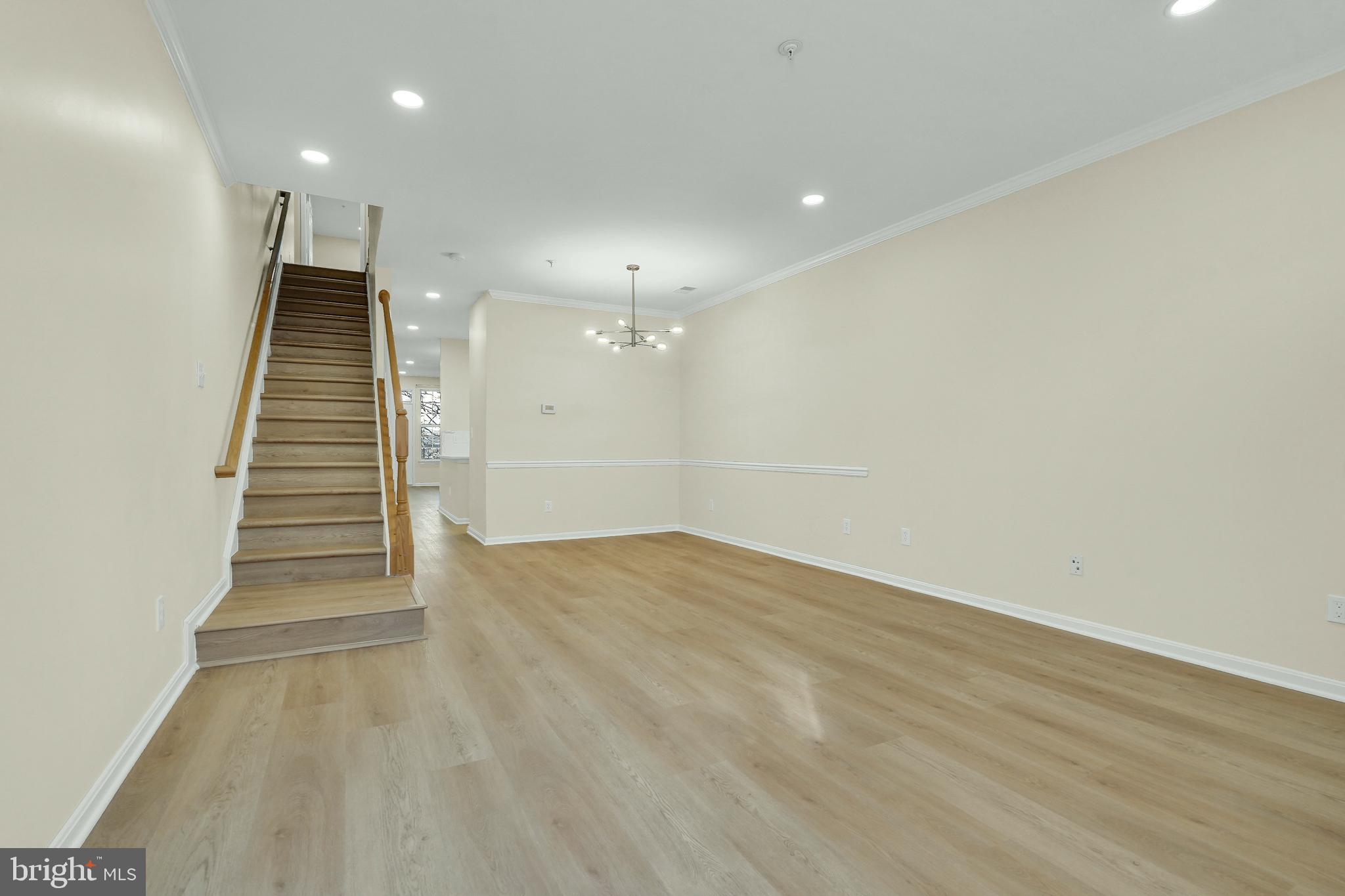 WESTBRIAR PLAZA - Residential