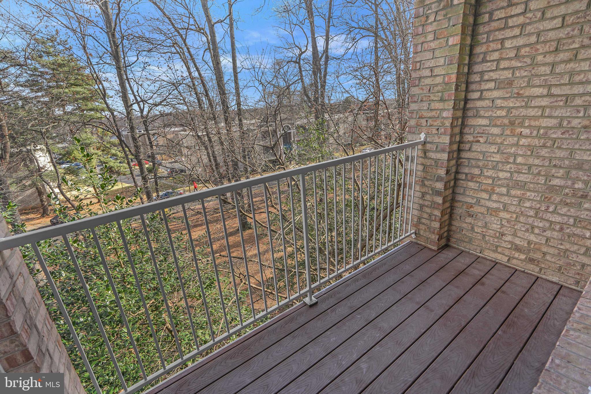 WESTBRIAR PLAZA - Residential