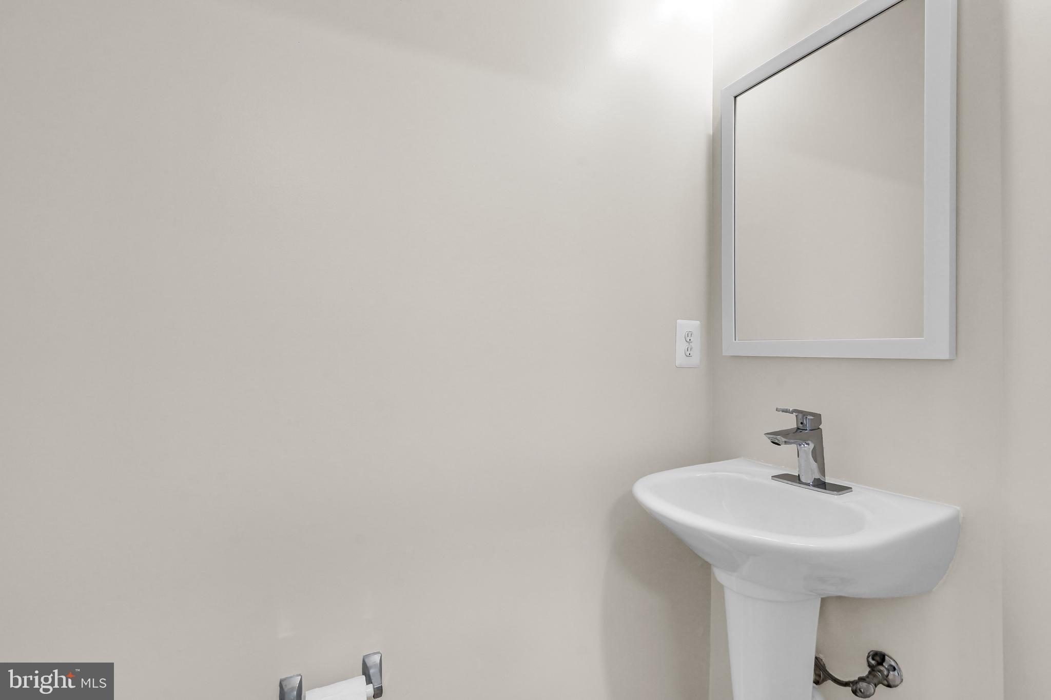 WESTBRIAR PLAZA - Residential