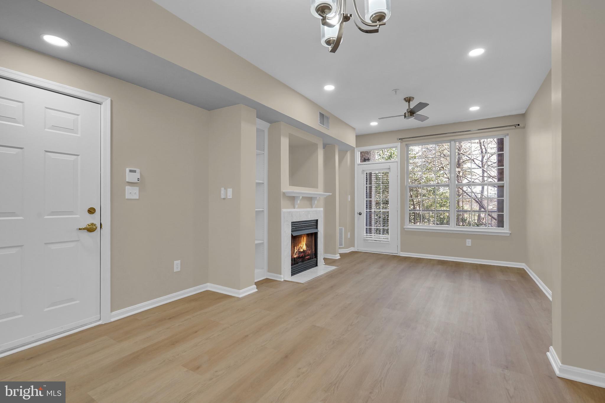 WESTBRIAR PLAZA - Residential