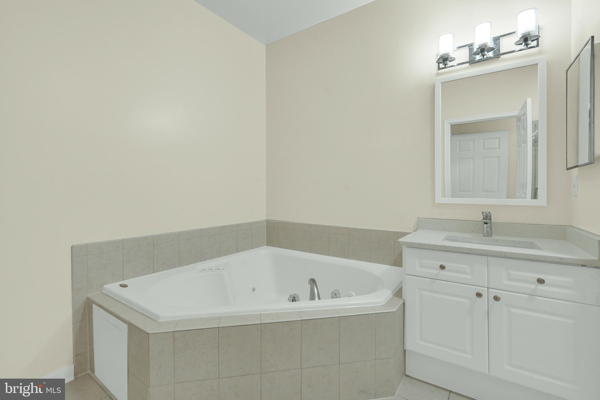 WESTBRIAR PLAZA - Residential