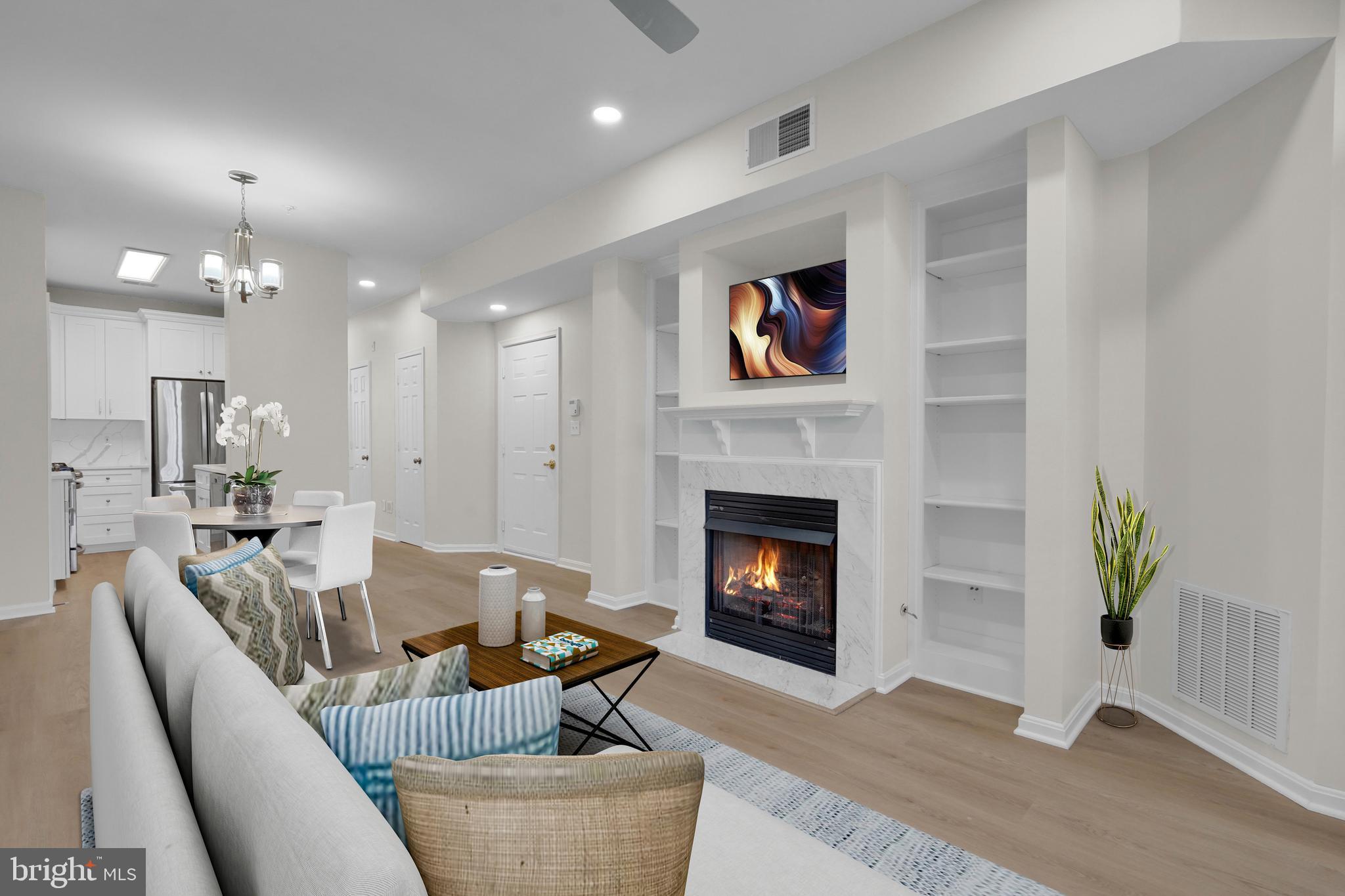 WESTBRIAR PLAZA - Residential