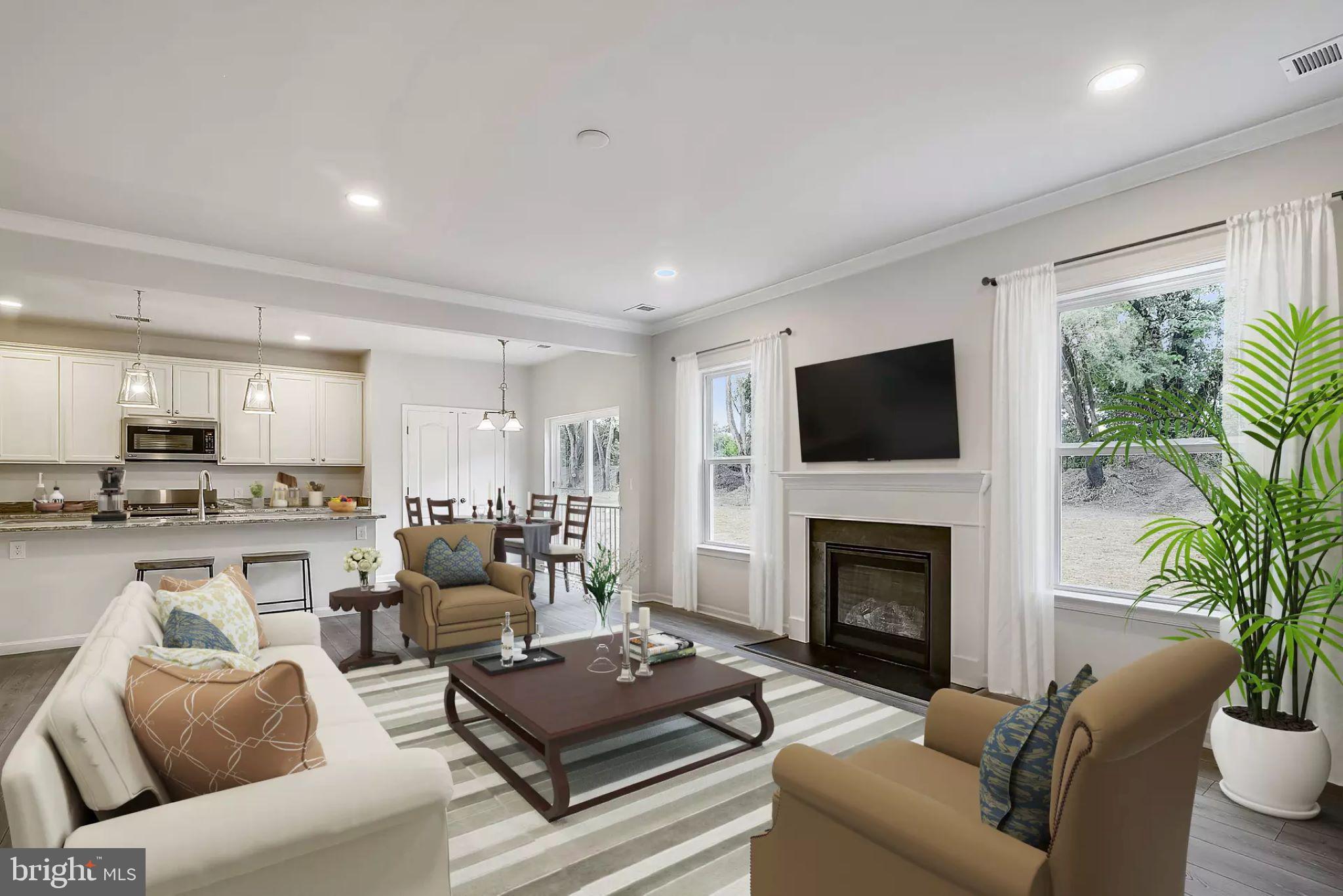 LONG BEACH HILLS - Residential