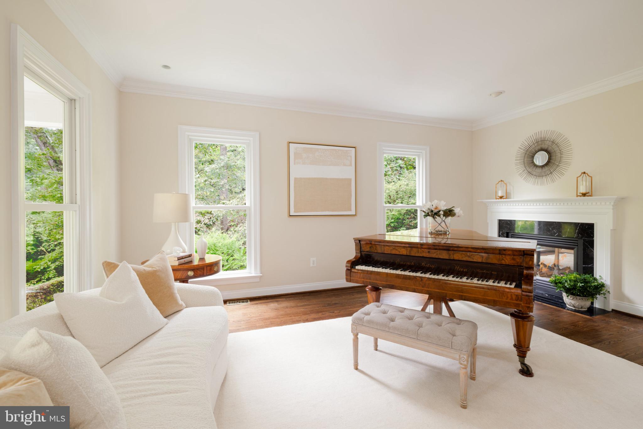 GLEN ECHO HEIGHTS - Residential