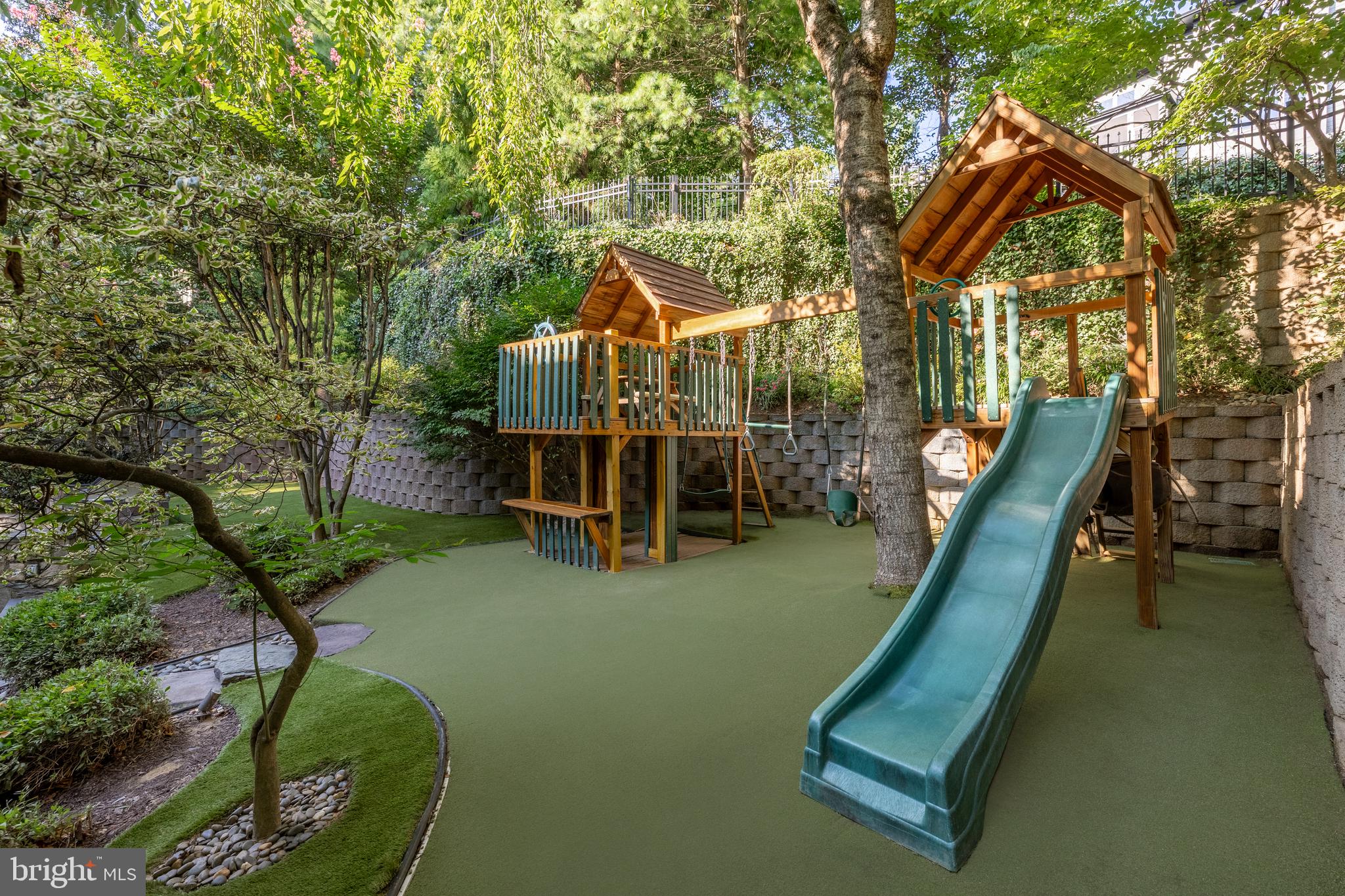 GLEN ECHO HEIGHTS - Residential