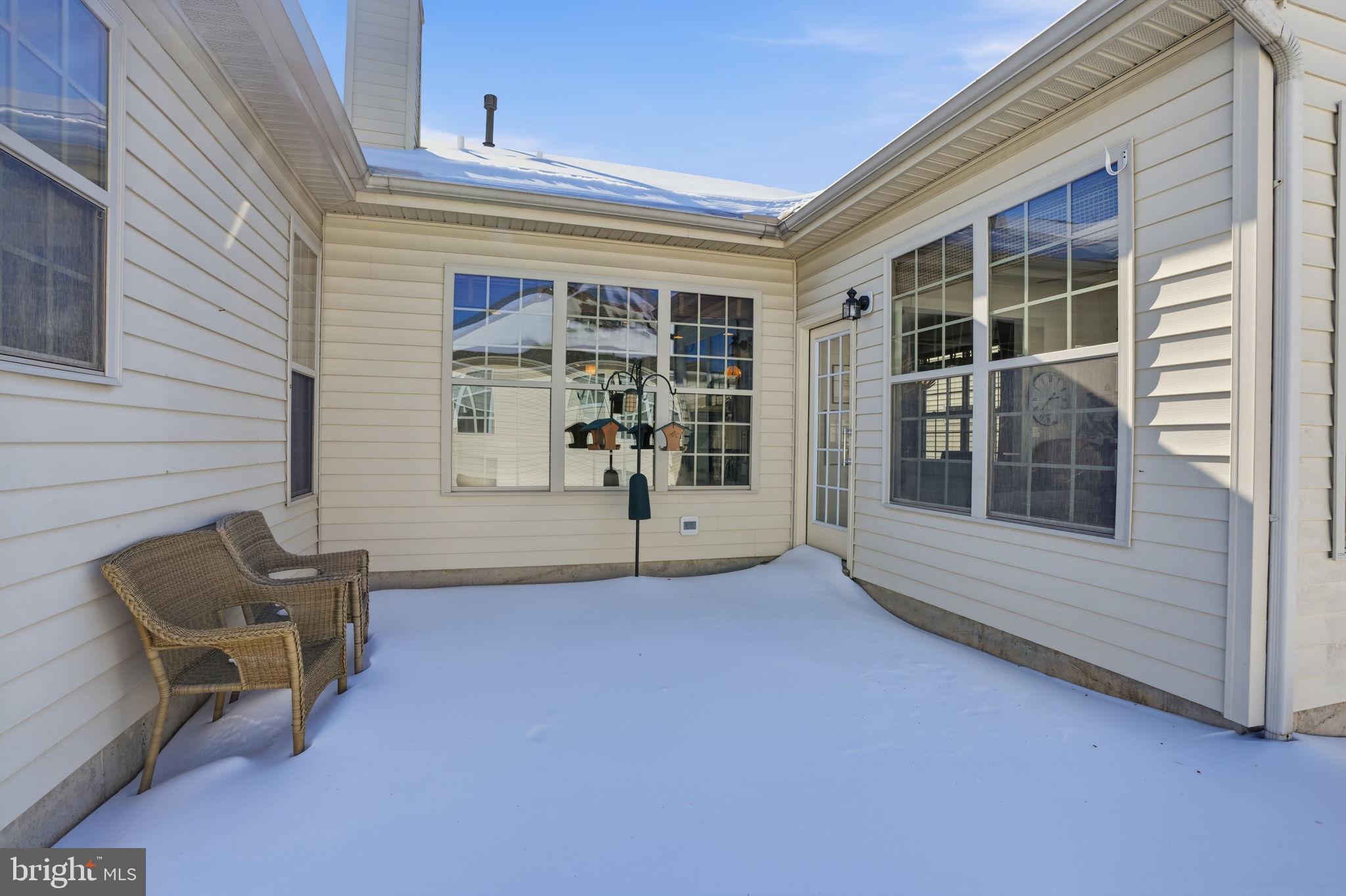 HERITAGE CR ESTS - Residential