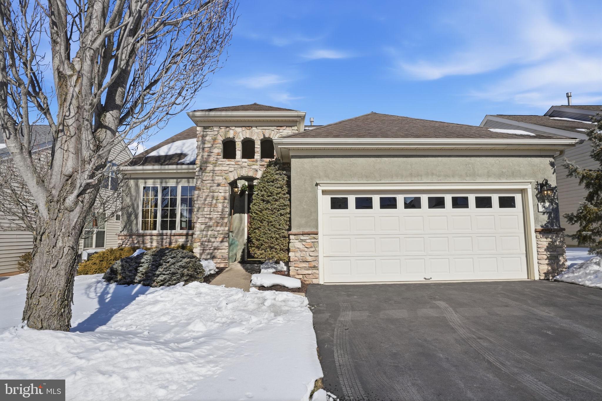 HERITAGE CR ESTS - Residential