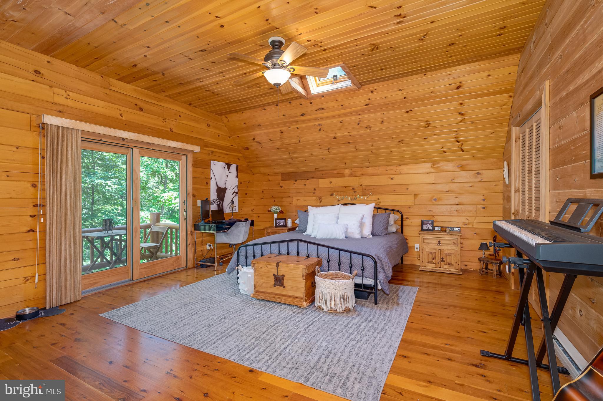 SOMERSET - Residential