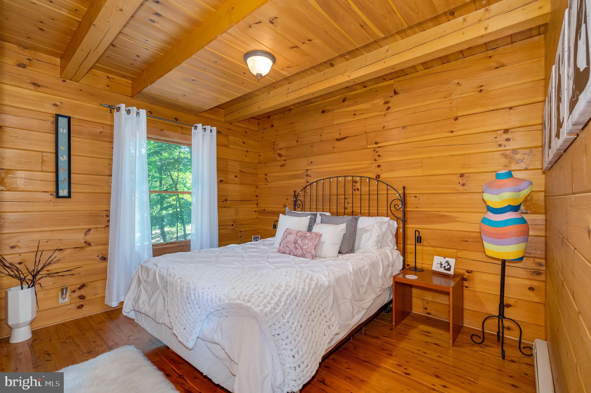 SOMERSET - Residential