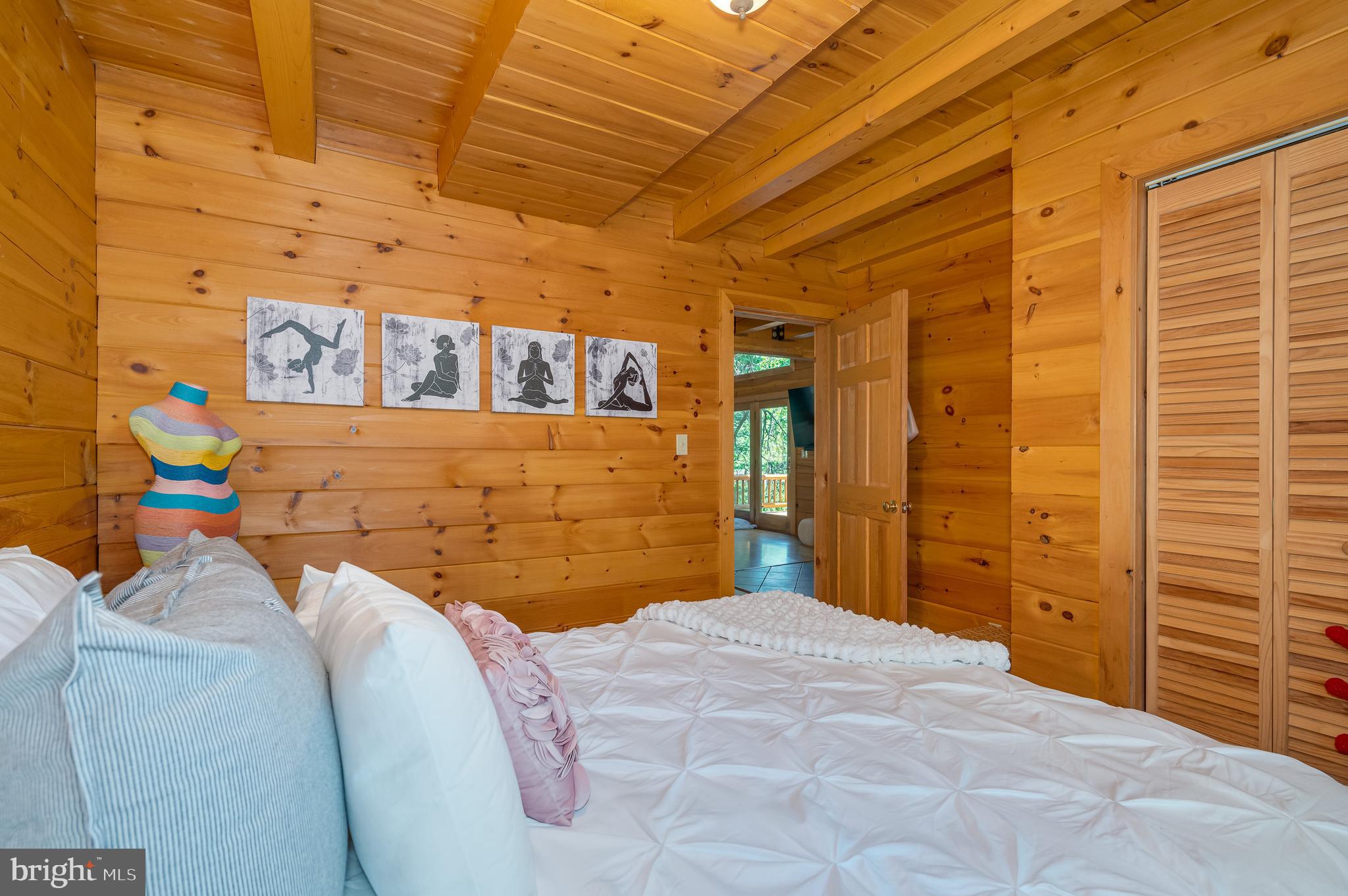 SOMERSET - Residential