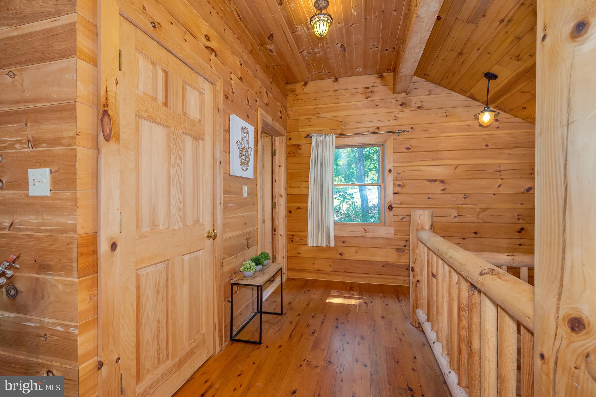 SOMERSET - Residential