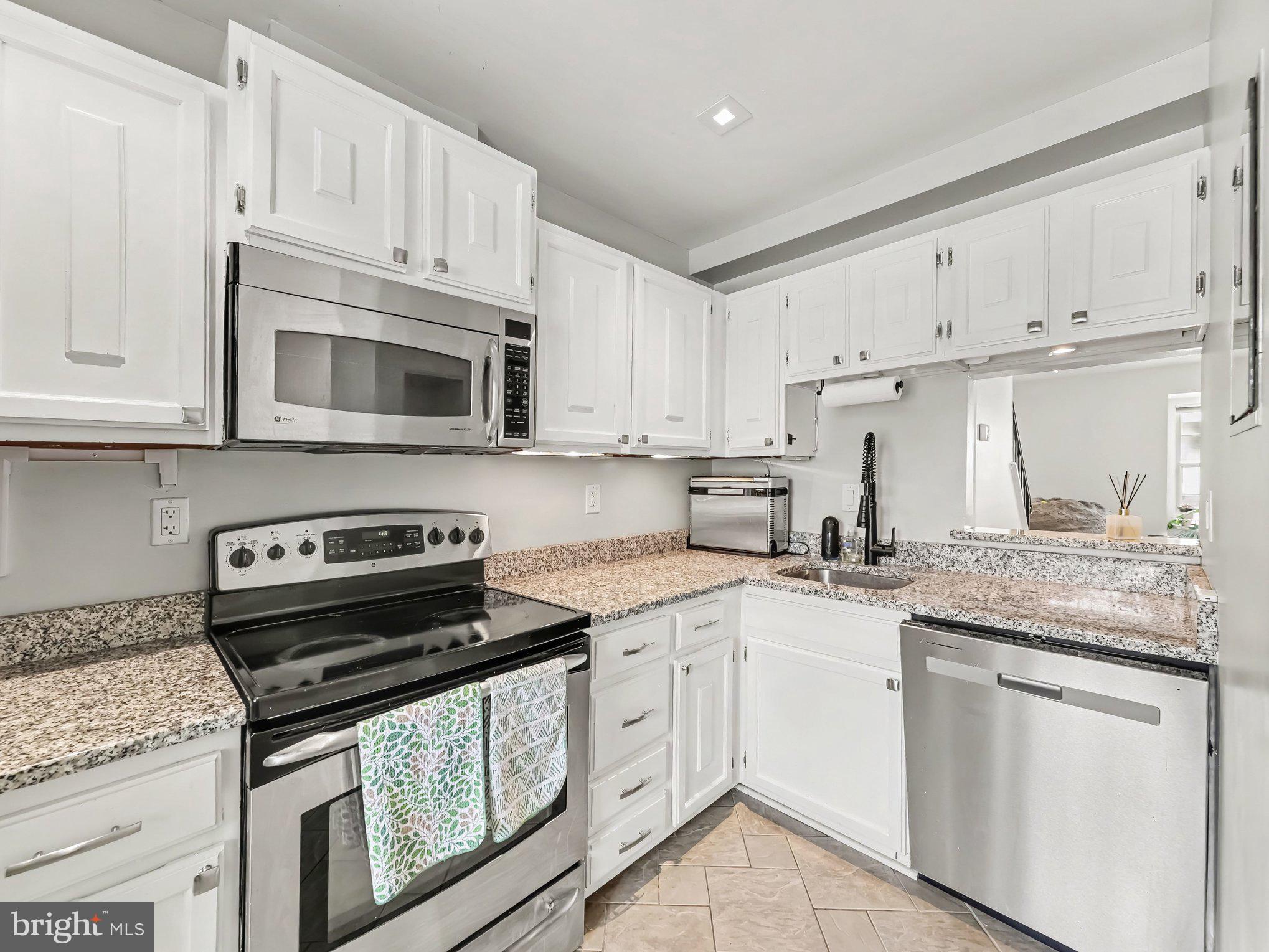 13849 CONSTITUTION COURT