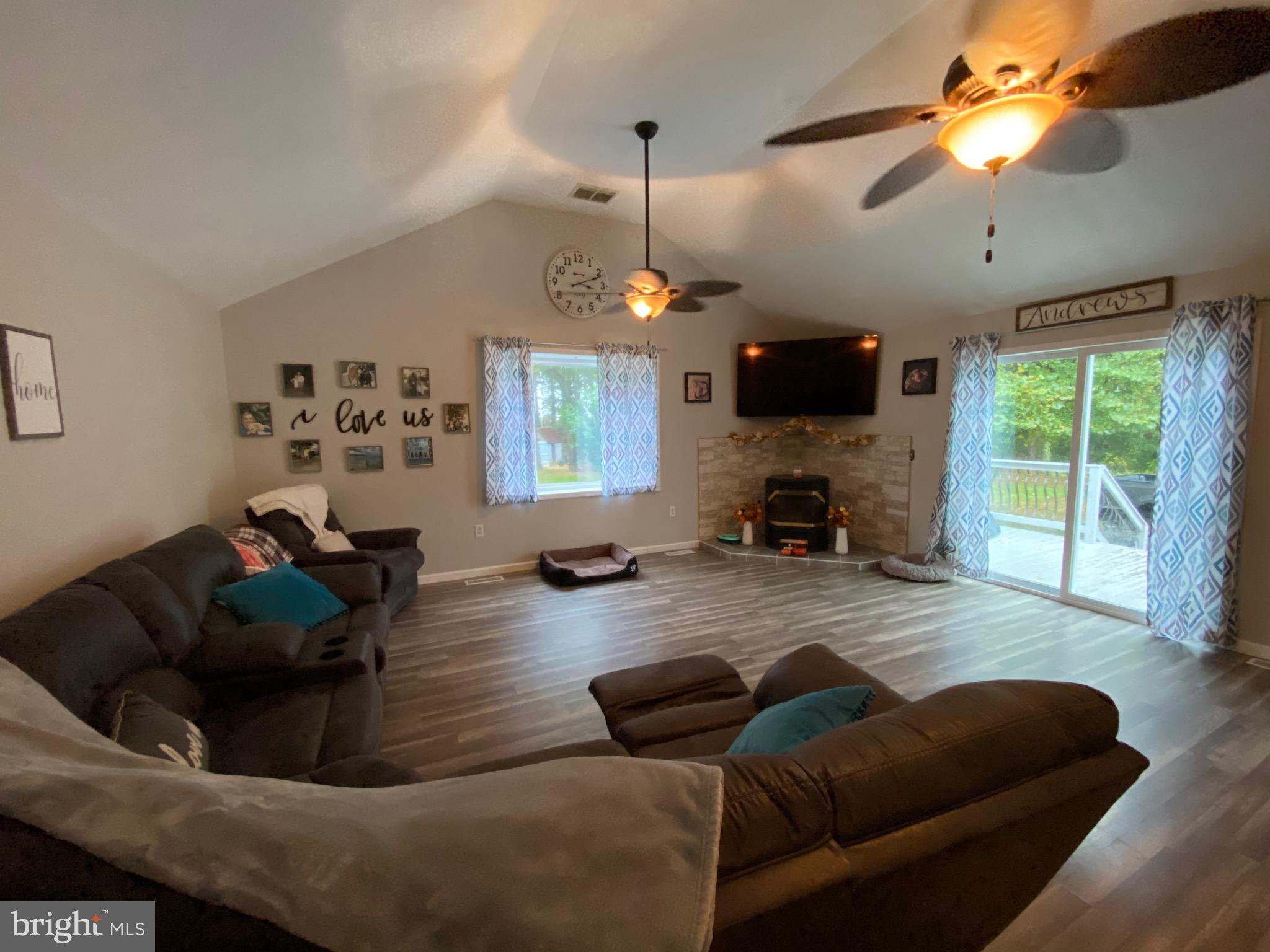 ARROWHEAD ACRES - Residential