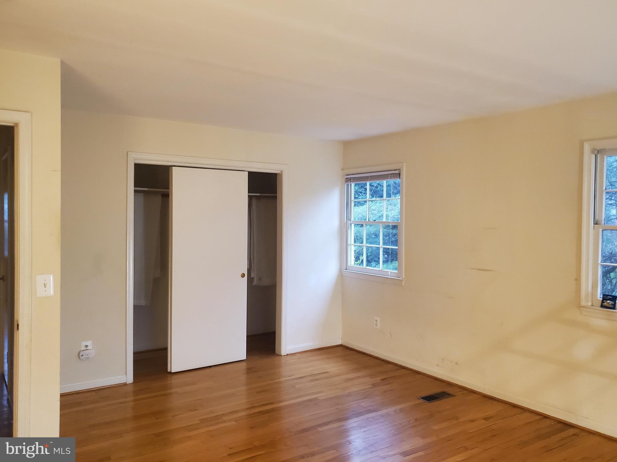 POTOMAC VILLAGE - Residential