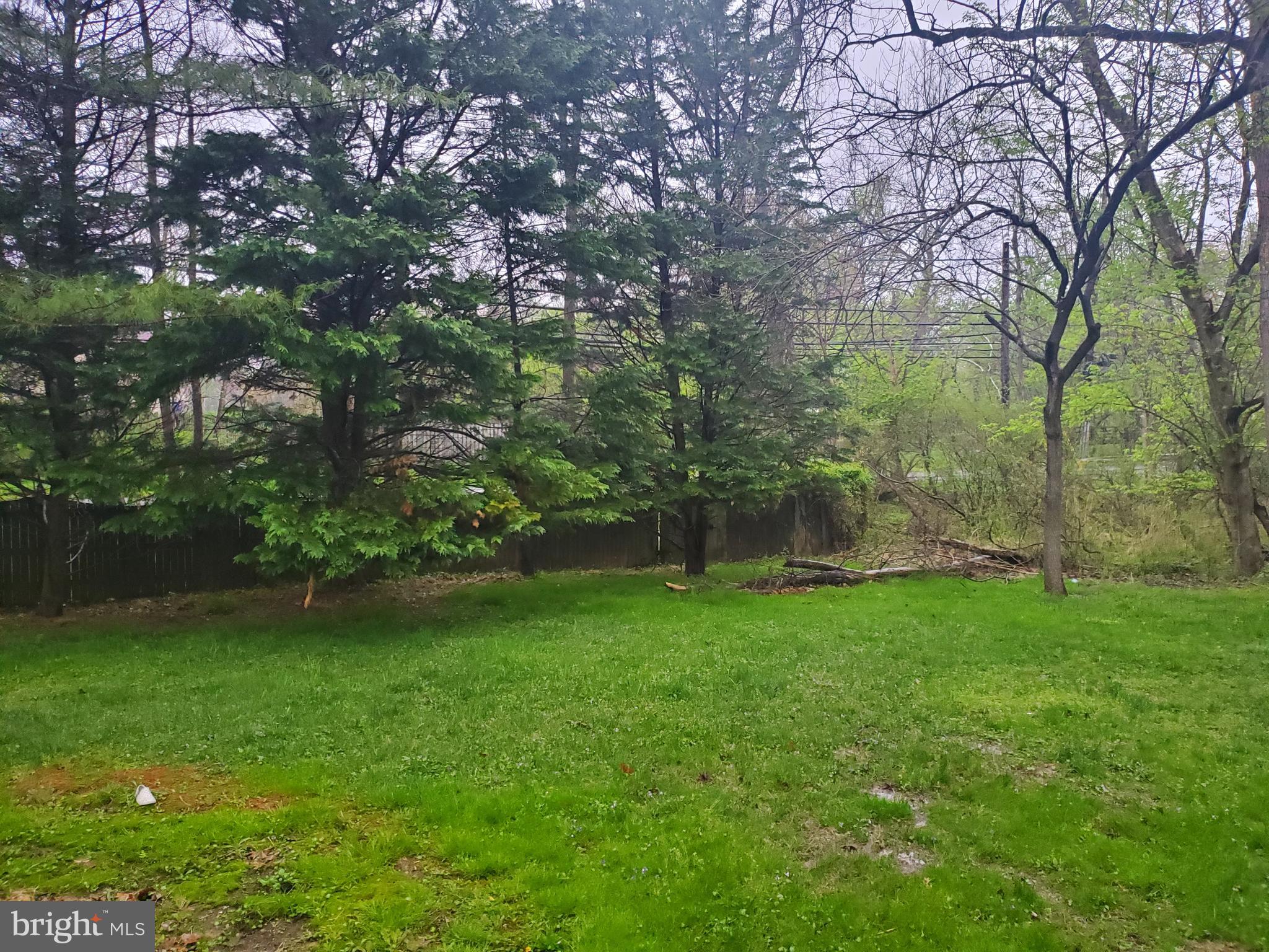 POTOMAC VILLAGE - Residential