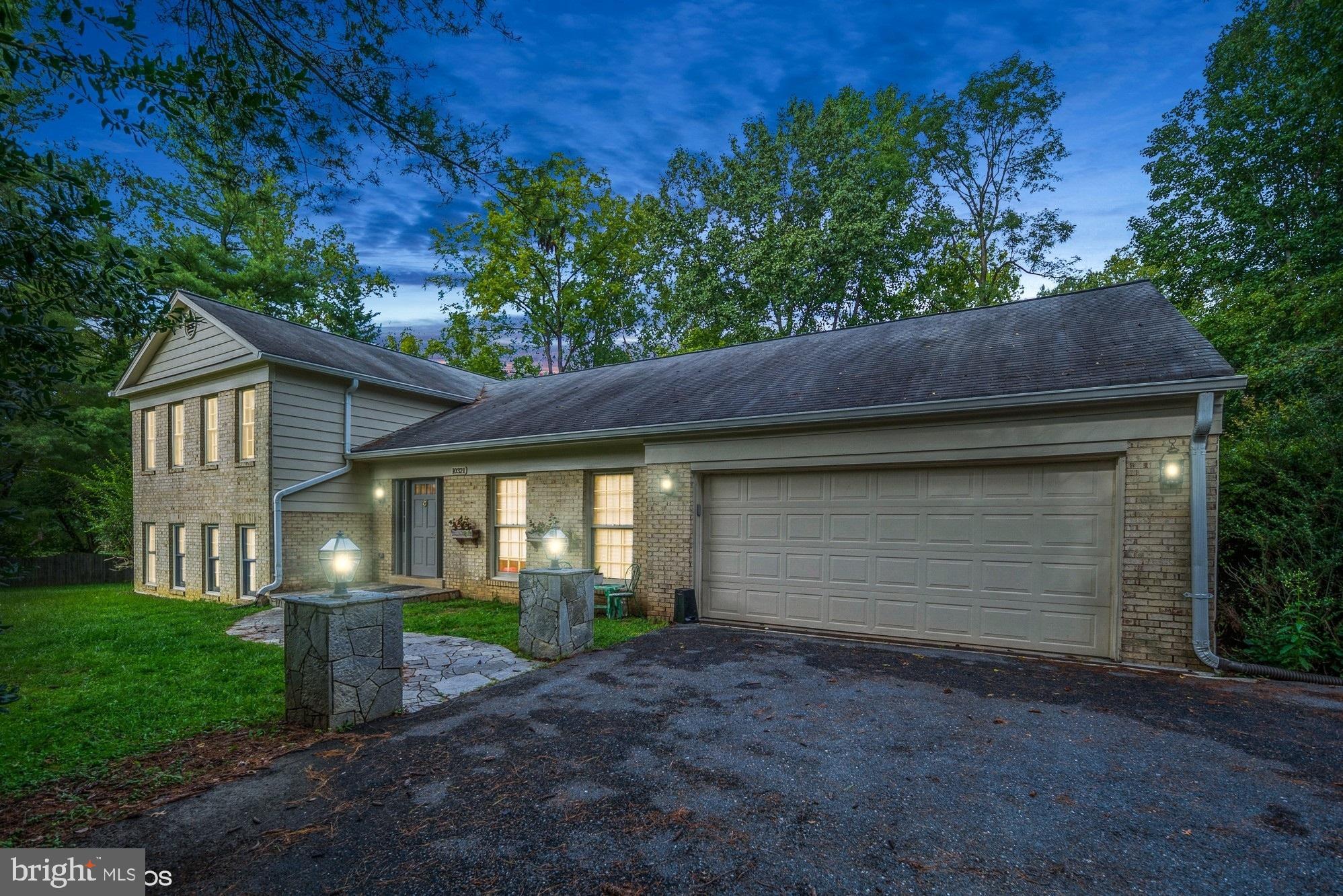 POTOMAC VILLAGE - Residential