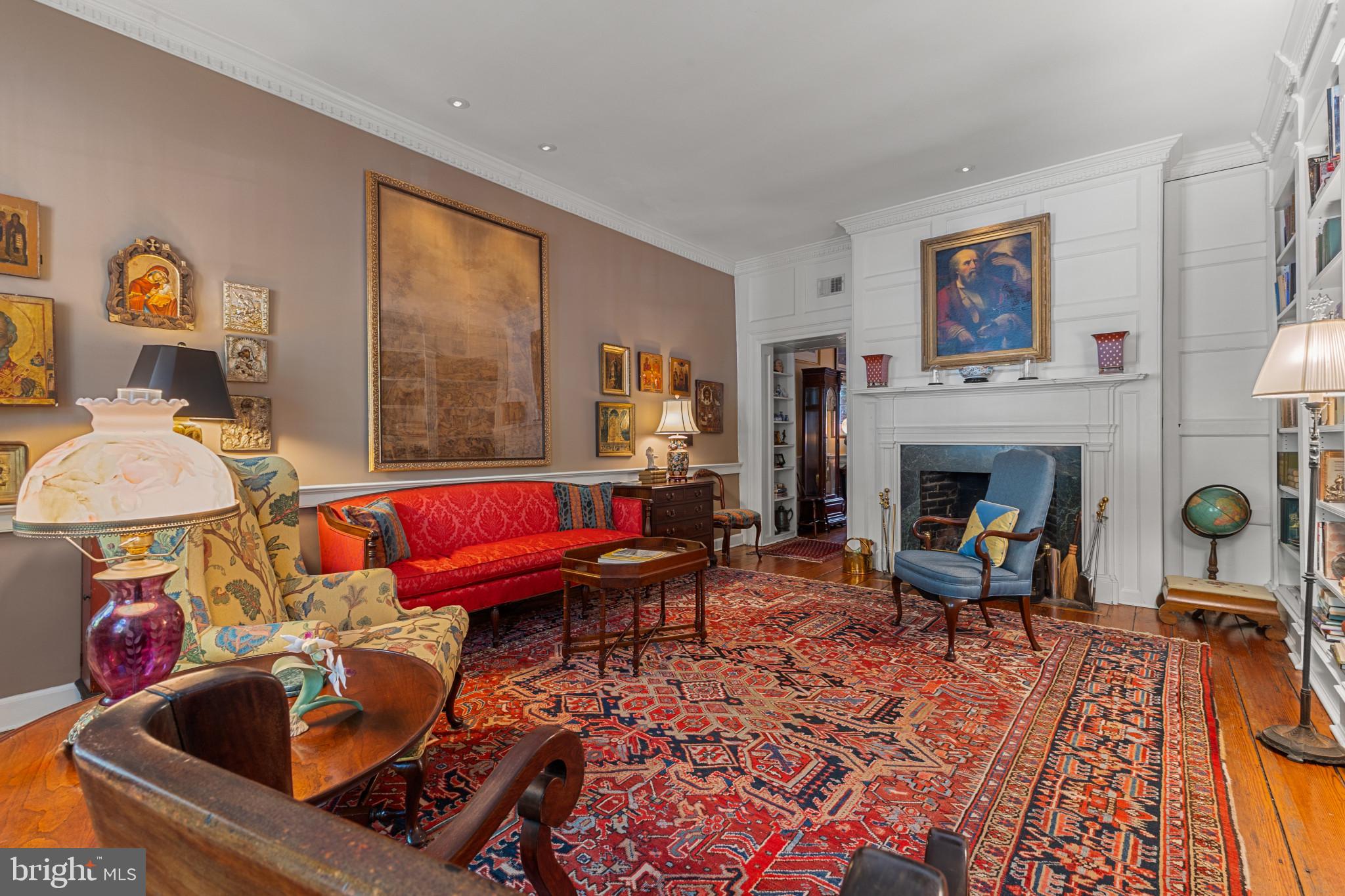 OLD TOWN ALEXANDRIA - Residential