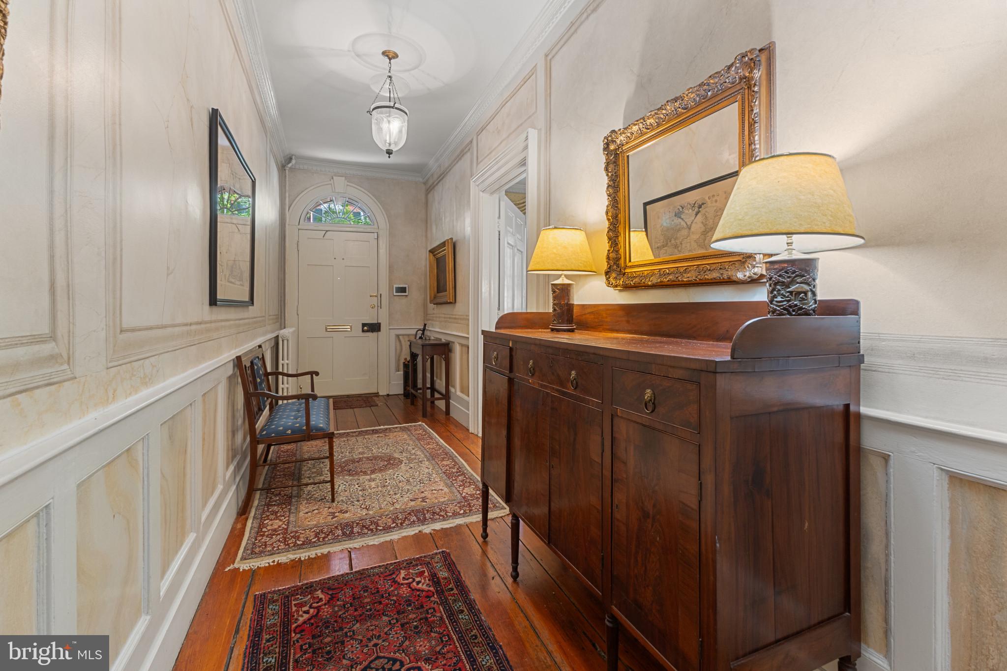 OLD TOWN ALEXANDRIA - Residential