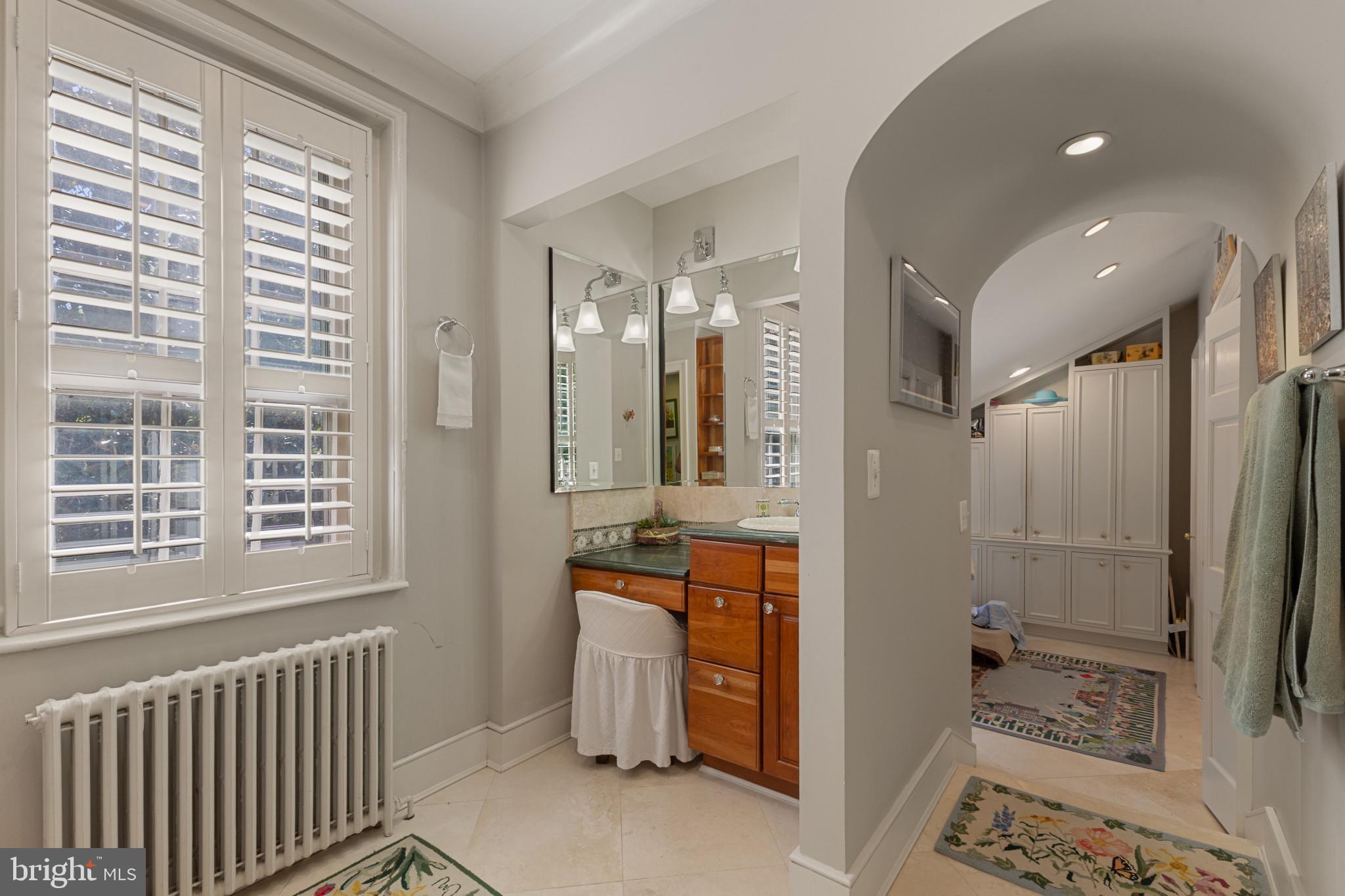 OLD TOWN ALEXANDRIA - Residential