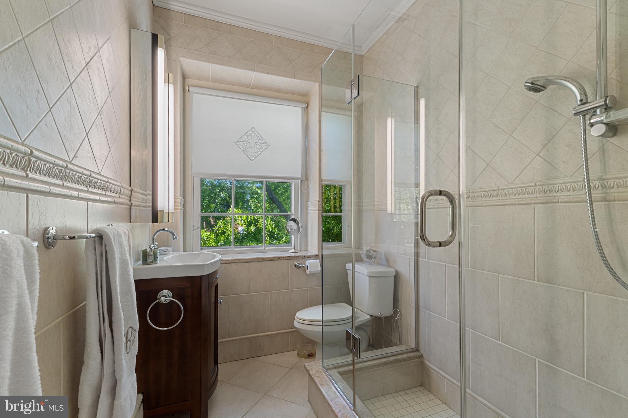 OLD TOWN ALEXANDRIA - Residential