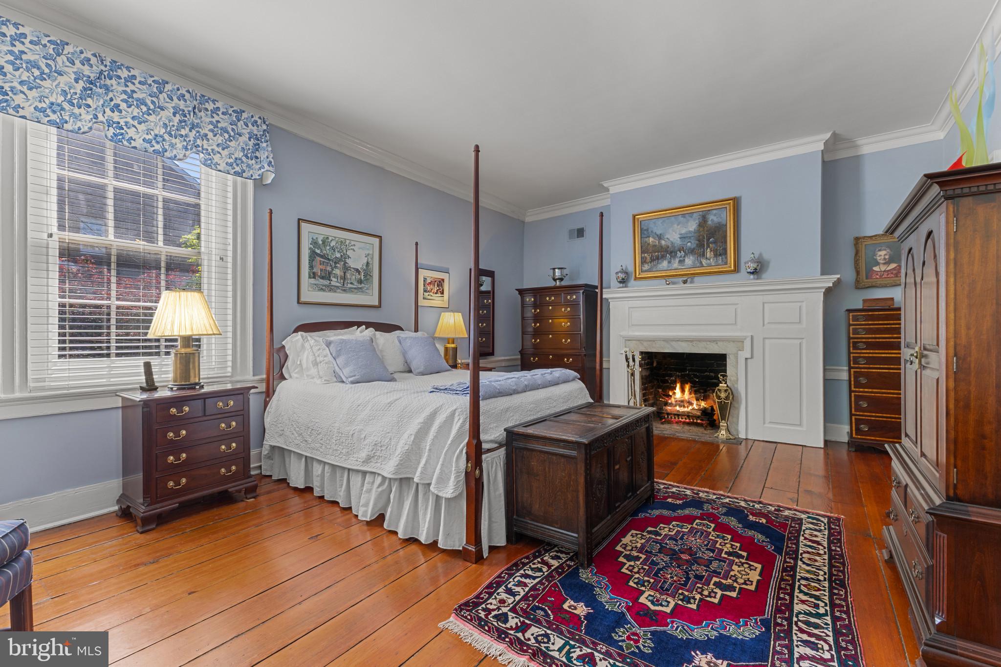 OLD TOWN ALEXANDRIA - Residential