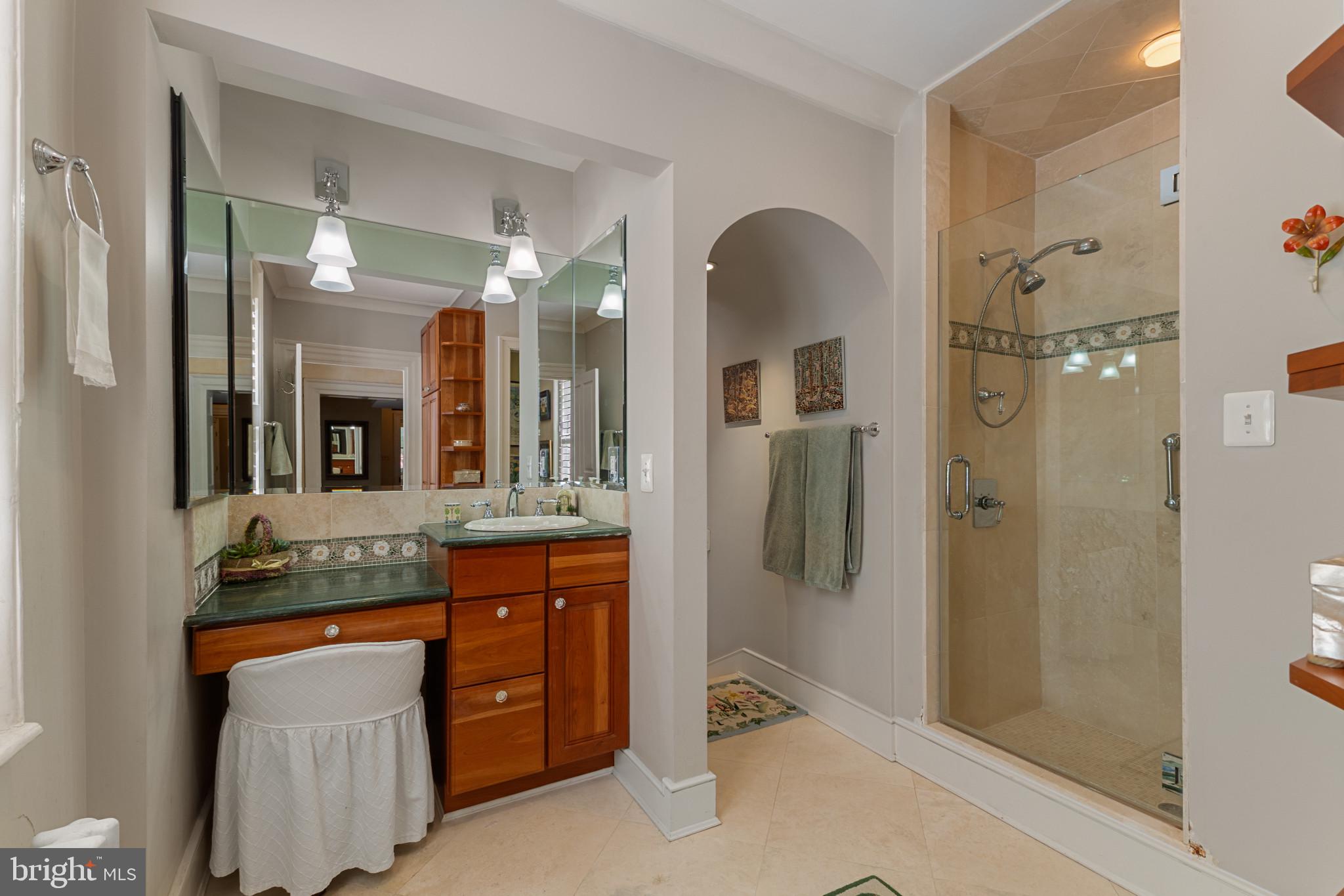 OLD TOWN ALEXANDRIA - Residential