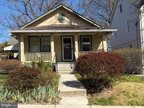 Photo of 7809 Boston Avenue, SILVER SPRING, MD 20910 (MLS # MDMC2216450)