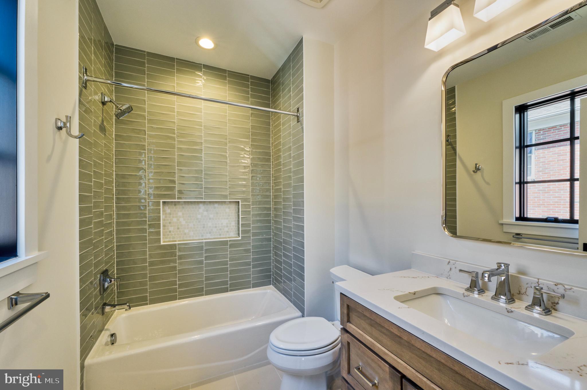 LYON PARK - Residential