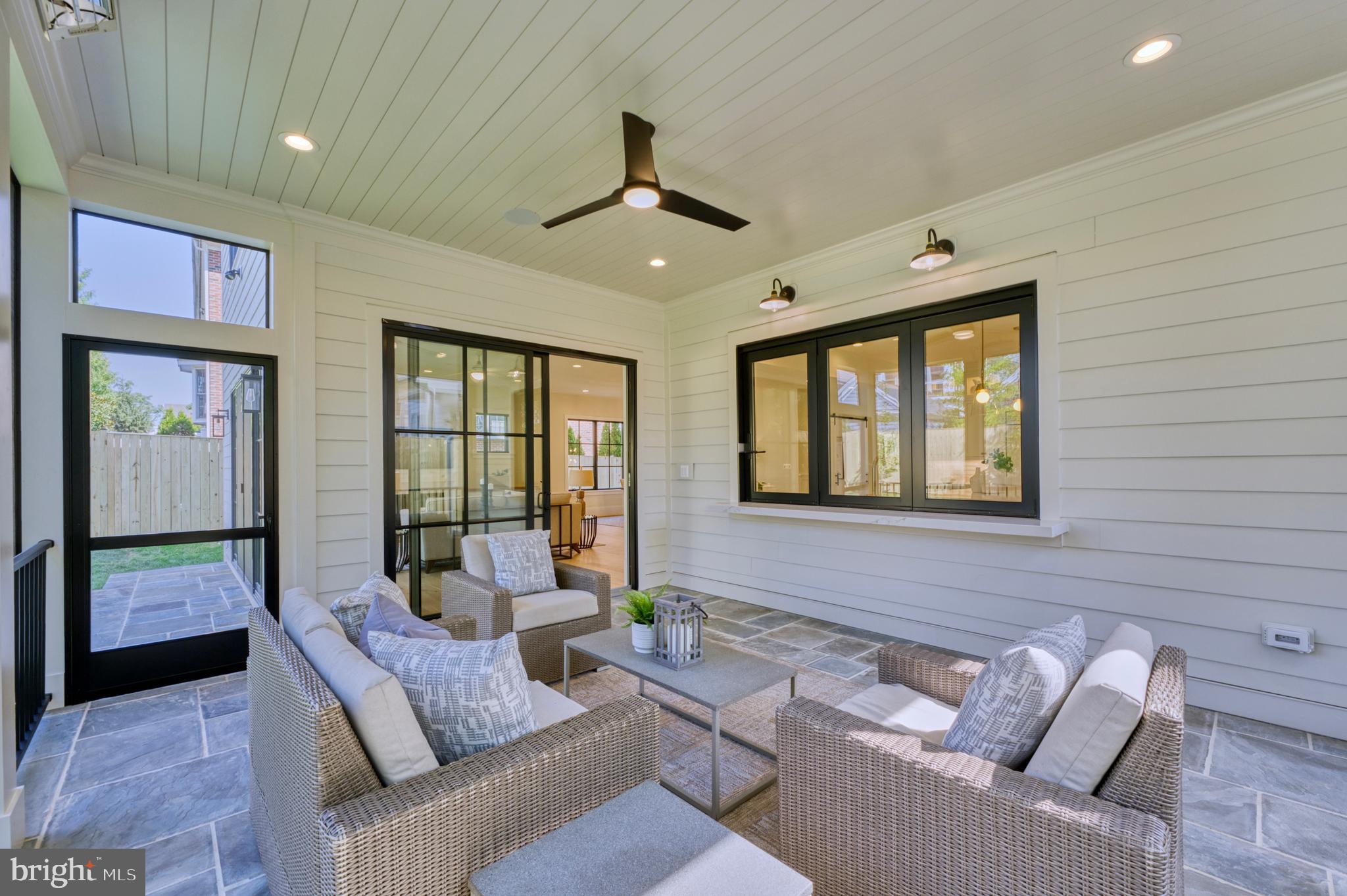 LYON PARK - Residential