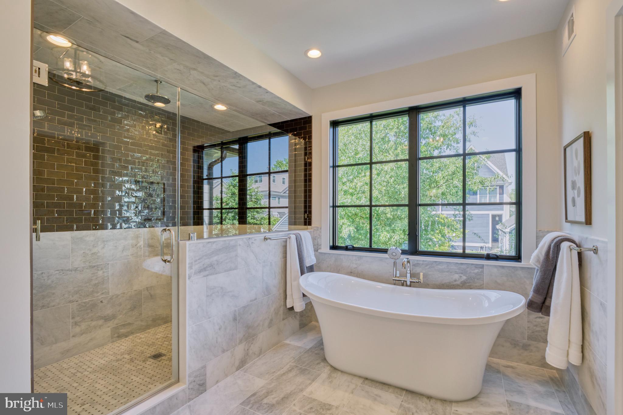 LYON PARK - Residential