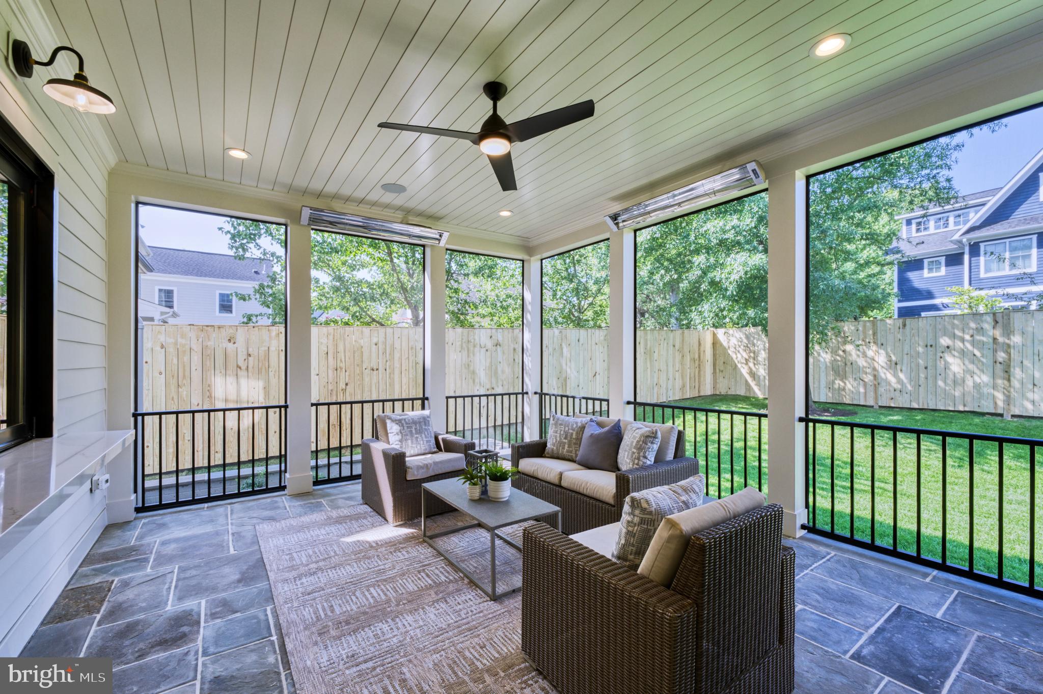 LYON PARK - Residential