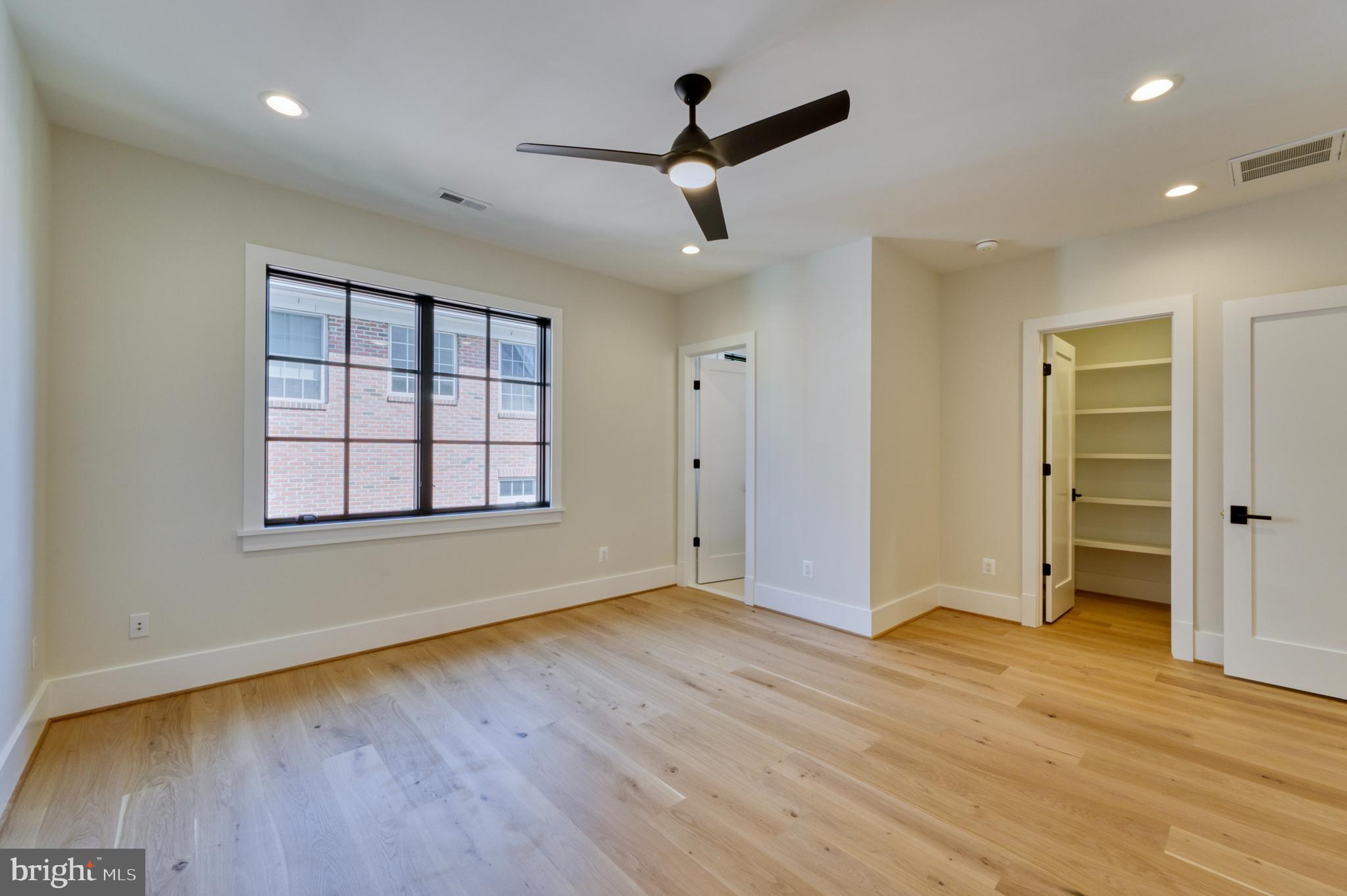 LYON PARK - Residential