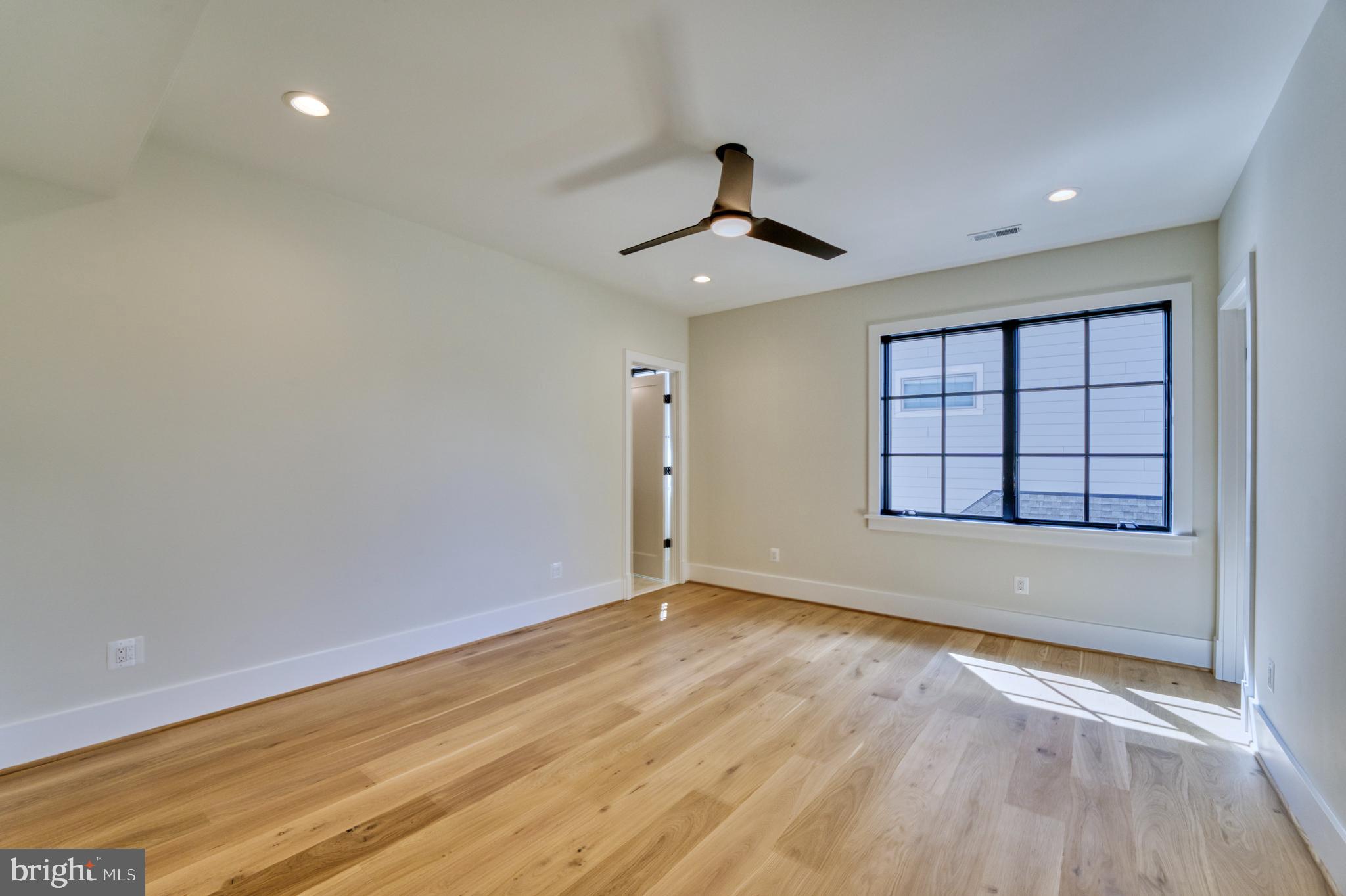 LYON PARK - Residential