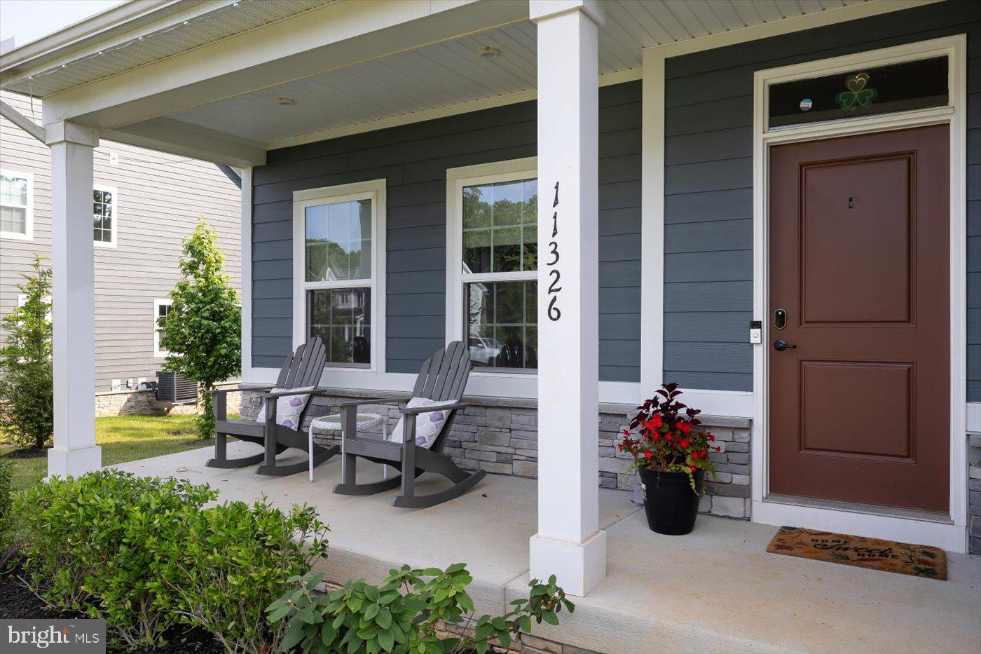 11326 OAKVILLE LANE