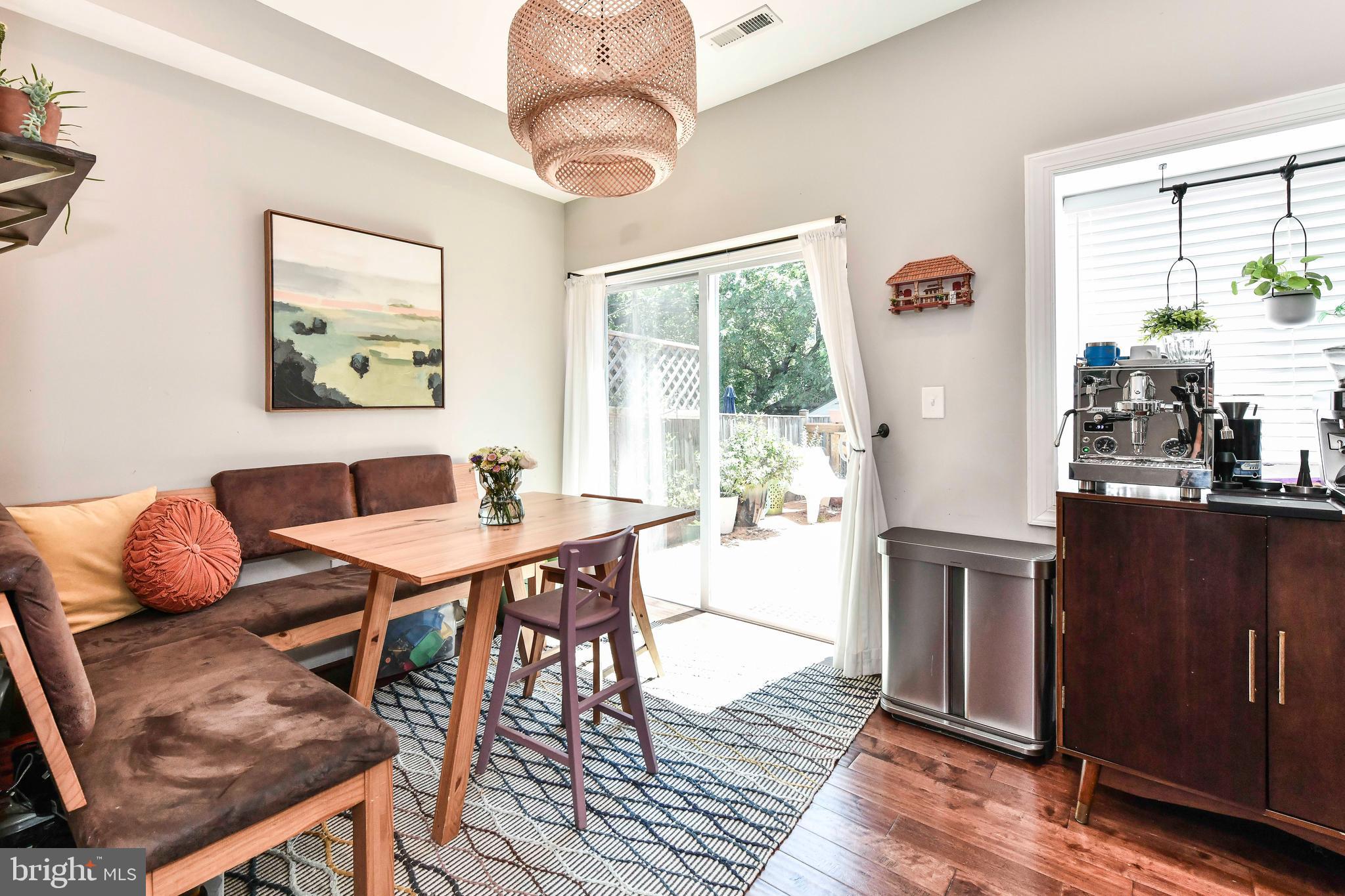 JEFFERSON MANOR - Residential Lease