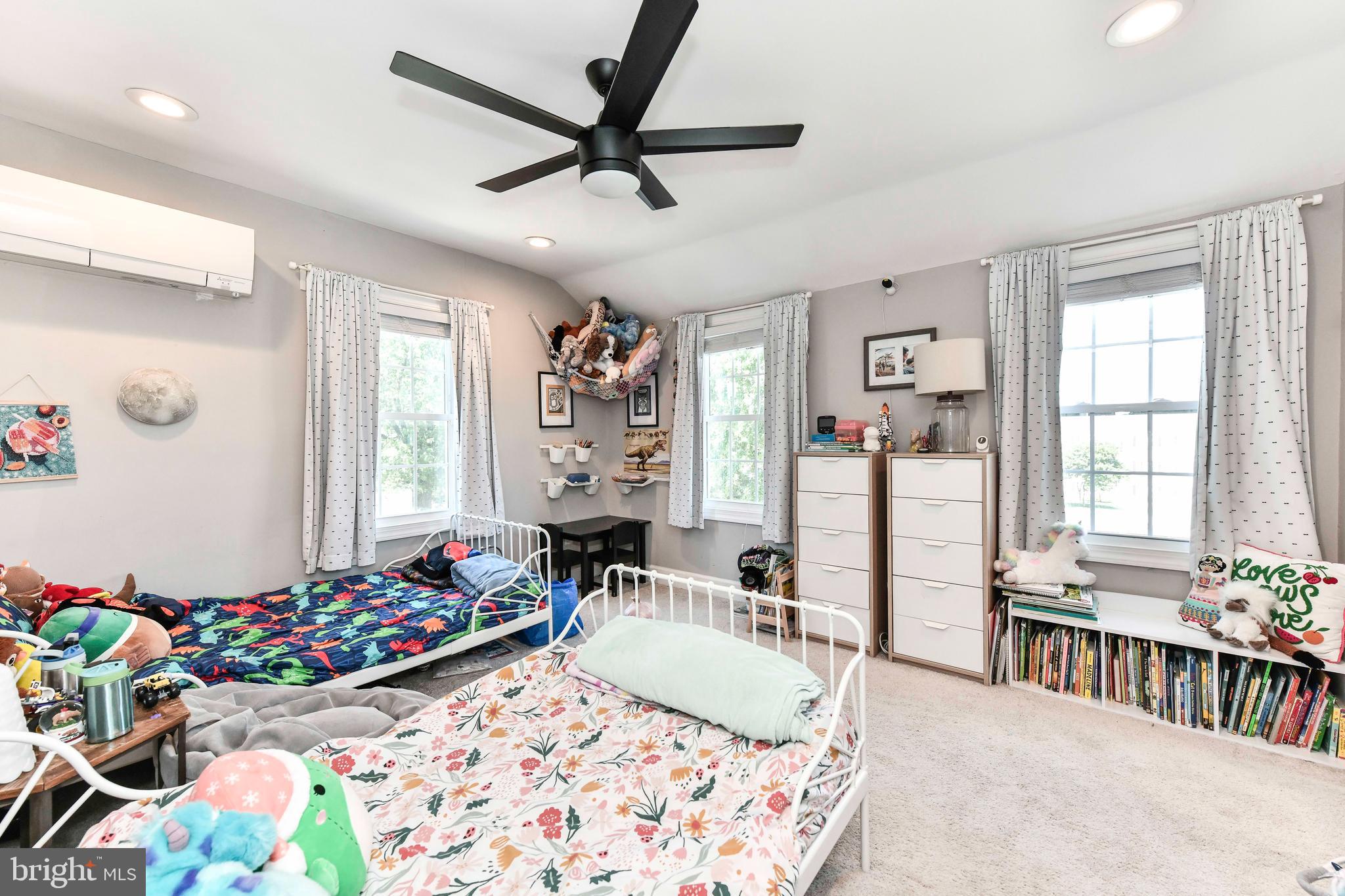 JEFFERSON MANOR - Residential Lease