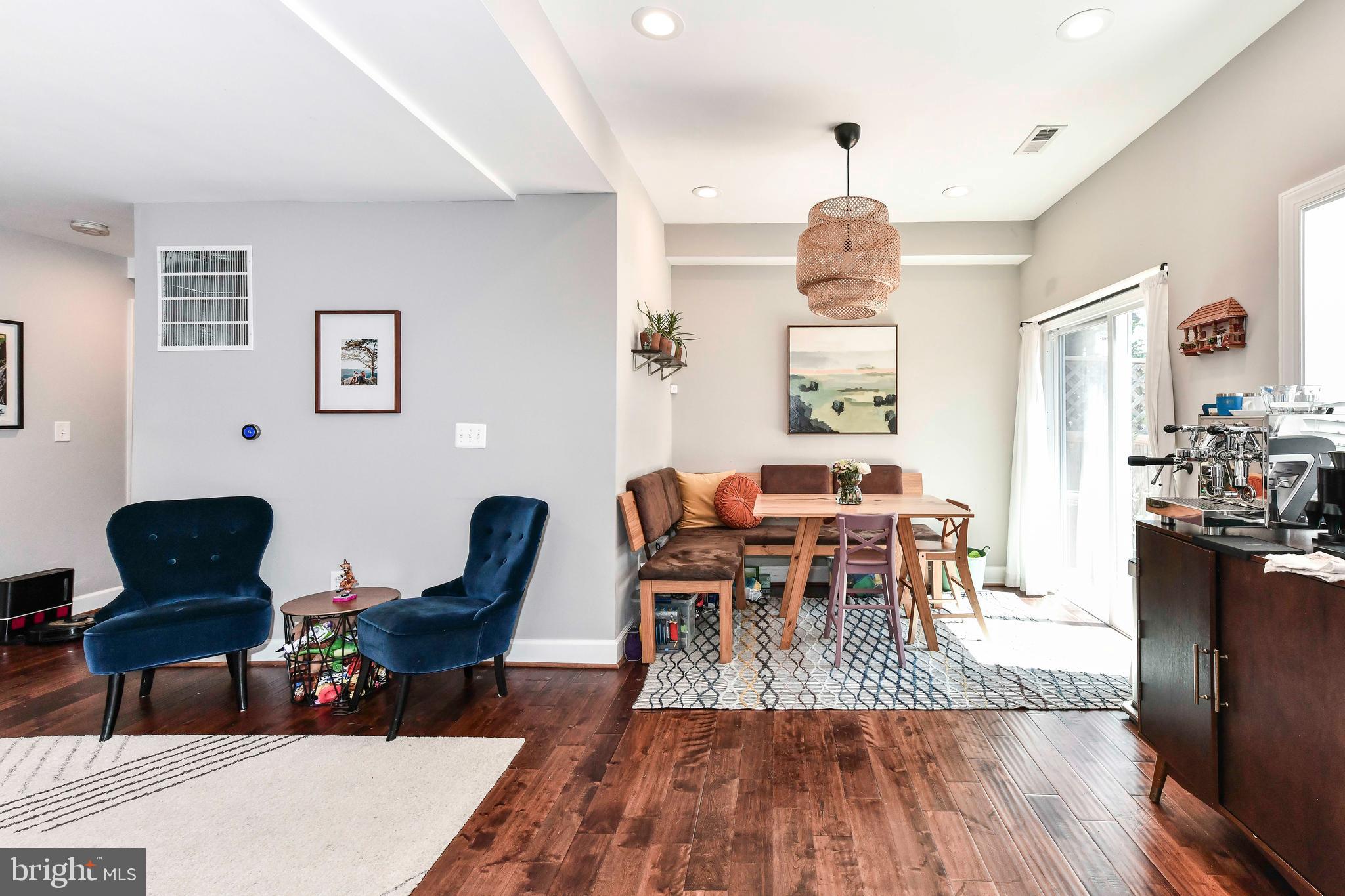 JEFFERSON MANOR - Residential Lease