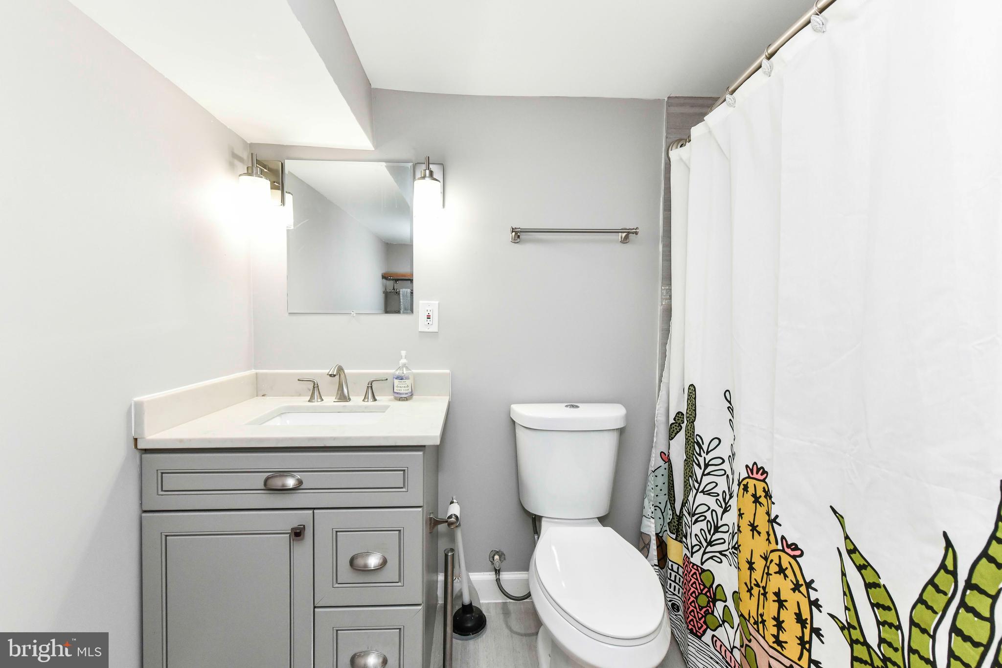 JEFFERSON MANOR - Residential Lease